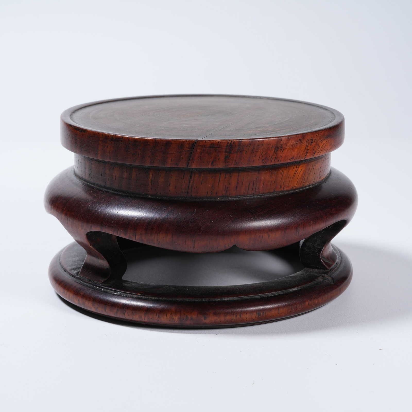 A MAHOGANY BASE: Mahogany Base