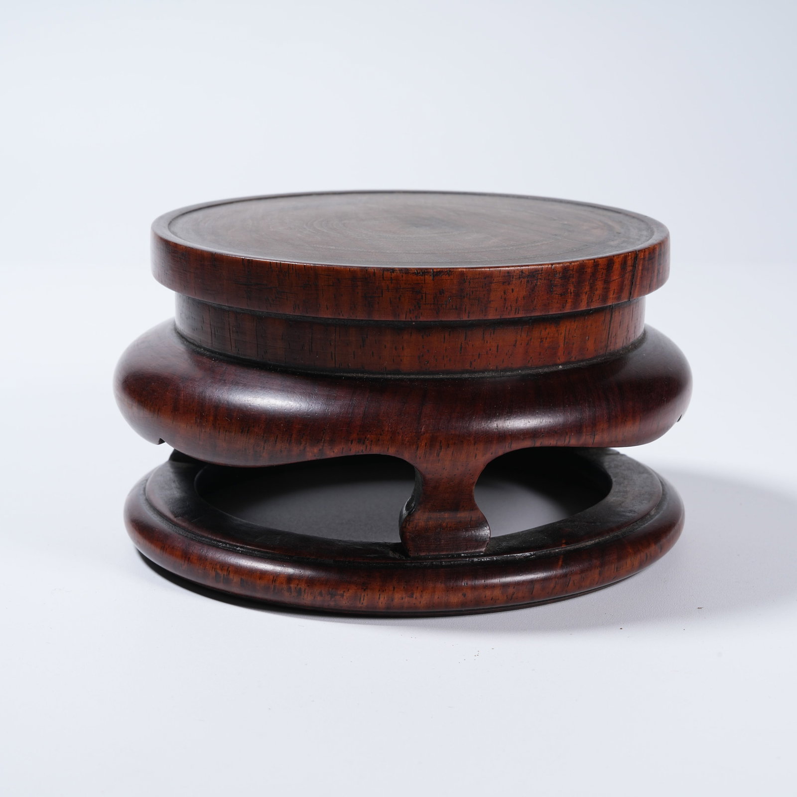 A MAHOGANY BASE - 4