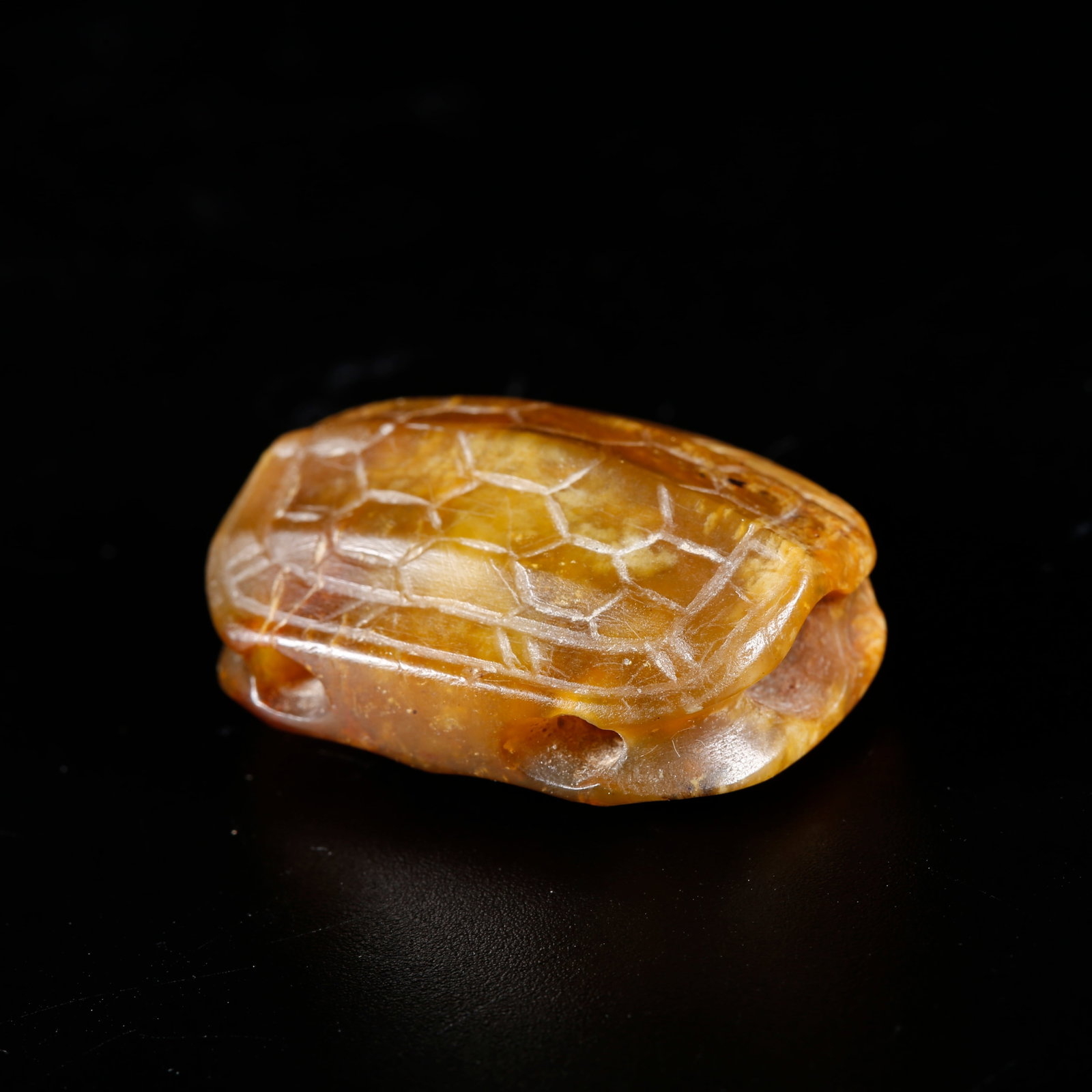A TORTOISE-SHELL-SHAPED PENDANT CARVED FROM HETIAN JADE (1 of 8)