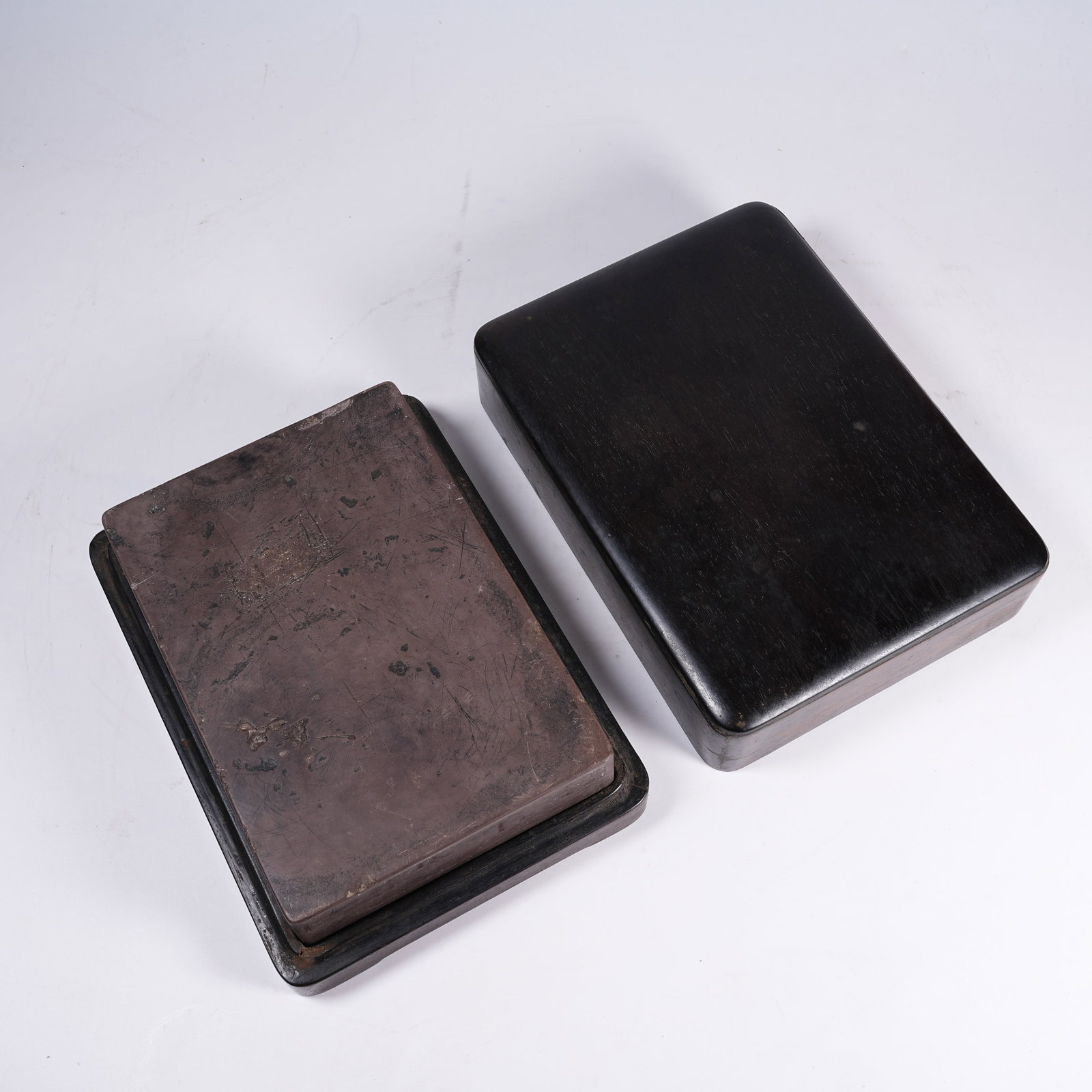 A DUAN INK SLAB WITH ZITAN WOOD BOX (1 of 8)
