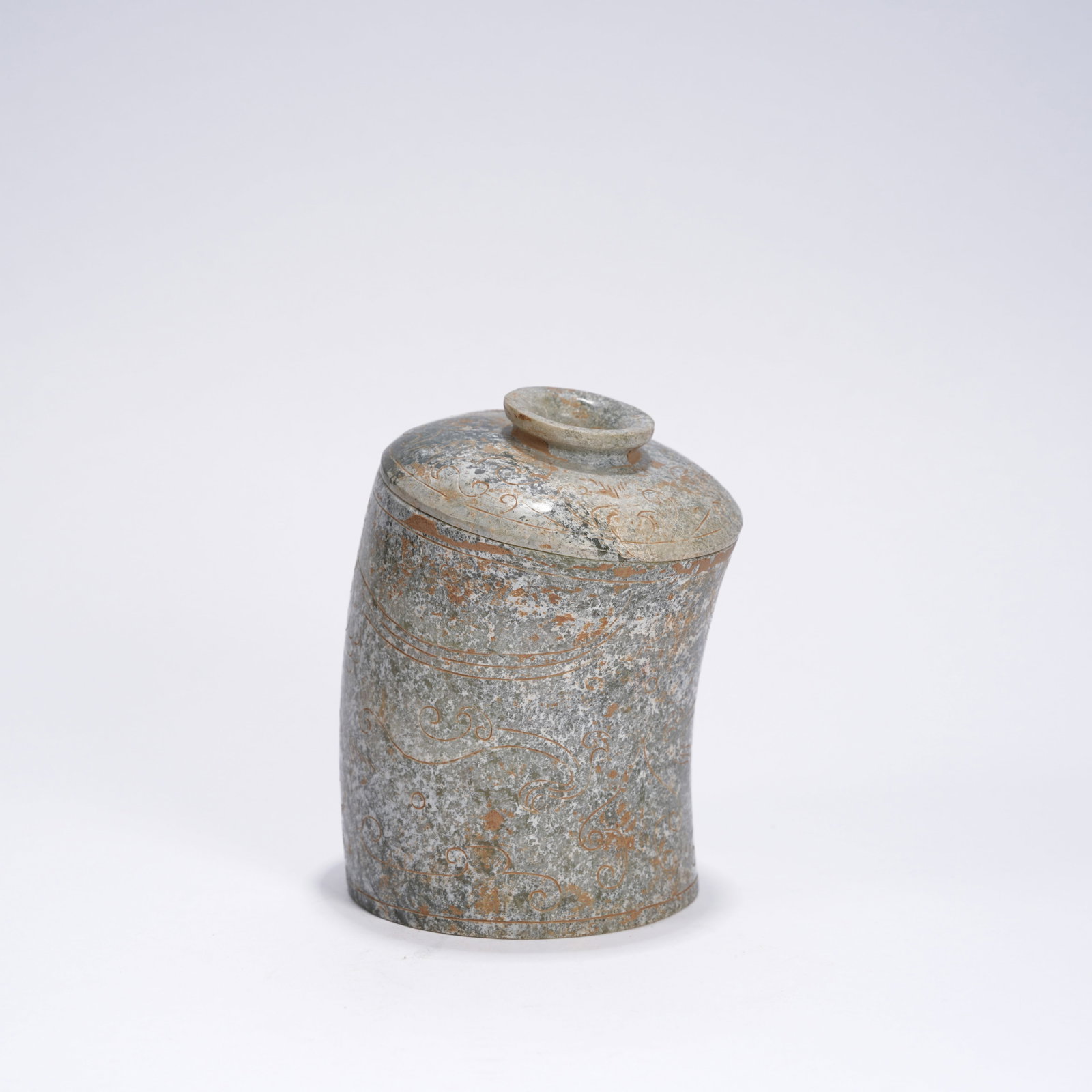 A ANCIENT JADE WAISTED LIDDED JAR WITH SCROLL-CLOUD MOTIF (1 of 6)