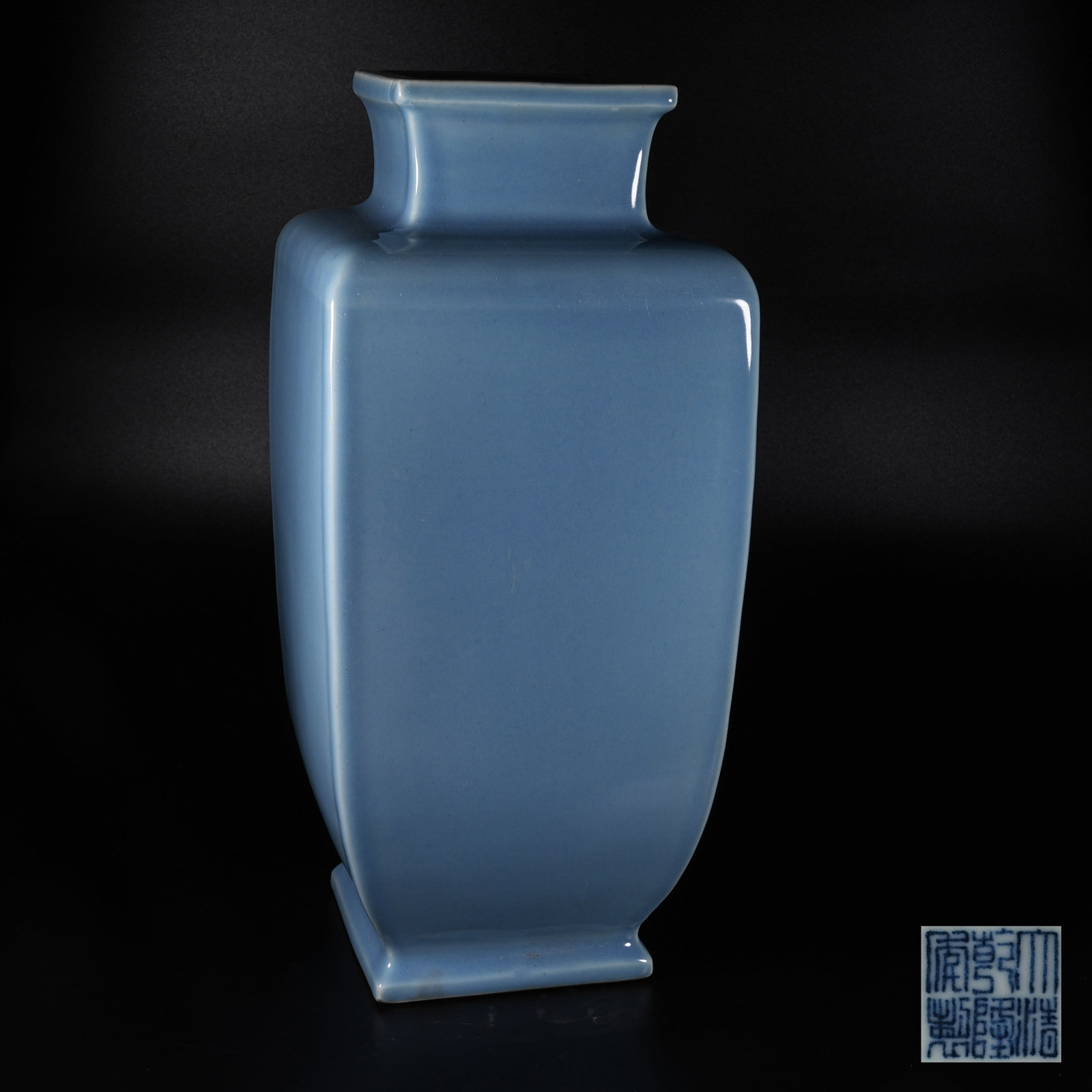 A SKY BLUE GLAZE SQUARE VASE (1 of 8)