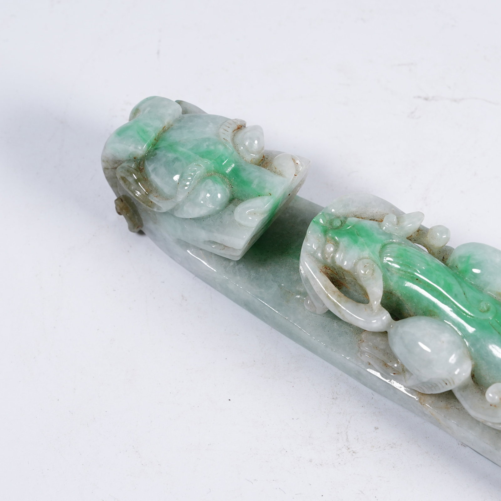 A JADEITE CHILONG PATTERN BELT HOOK - 2