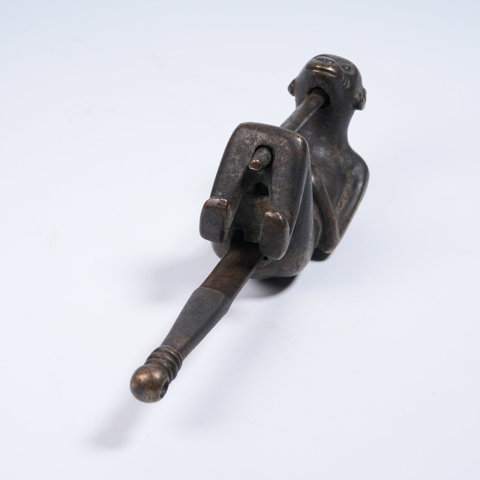 A BRONZE MONKEY-SHAPED LOCK - 5