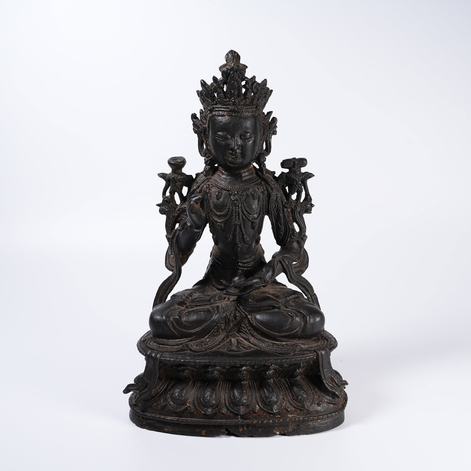 A BRONZE MANJUSHRI BODHISATTVA STATUE: Bronze Manjushri Bodhisattva Statue