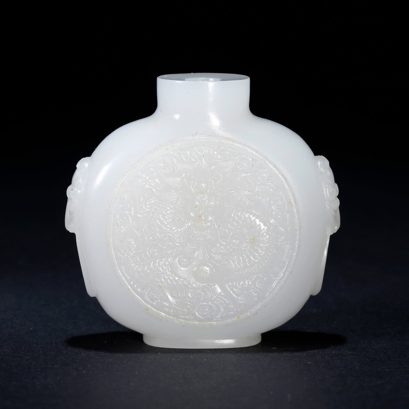 A HETIAN WHITE JADE CARVED DRAGON AND PHOENIX PATTERN SNUFF BOTTLE (1 of 10)