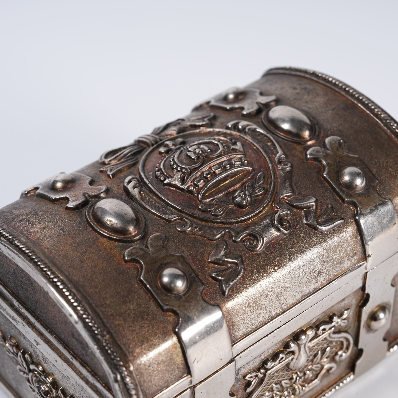 A SILVER BOX - 6