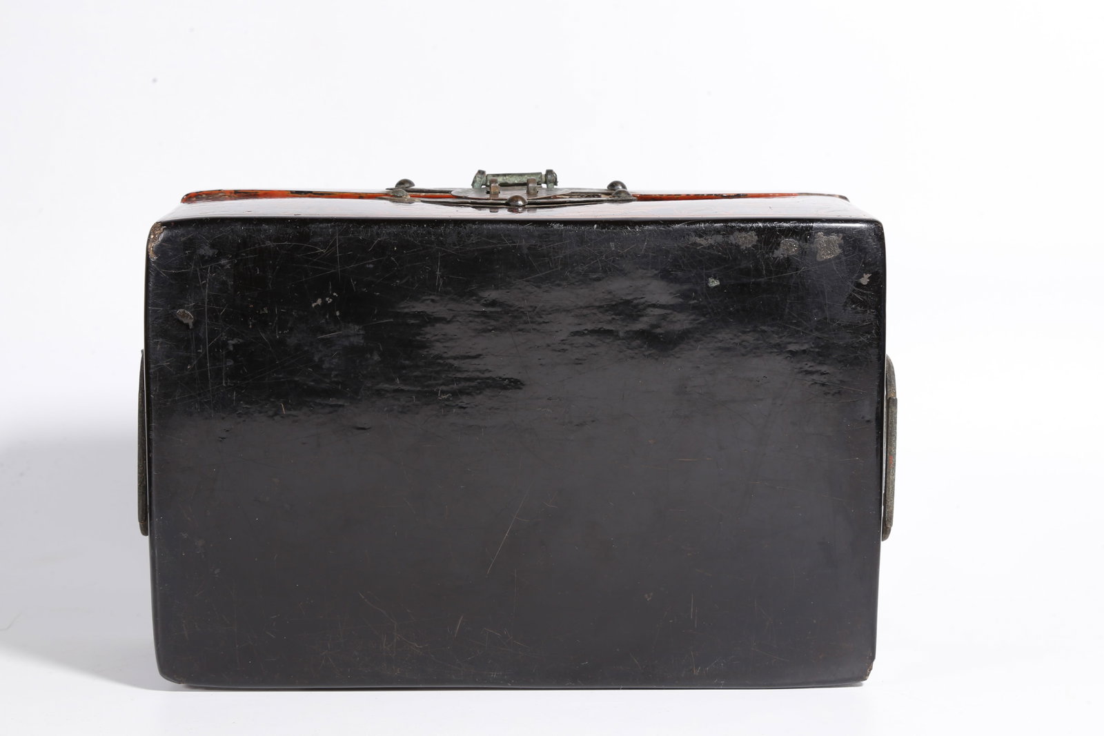 A PAINTED LACQUER COVERED BOX WITH DRAGON PATTERN - 10