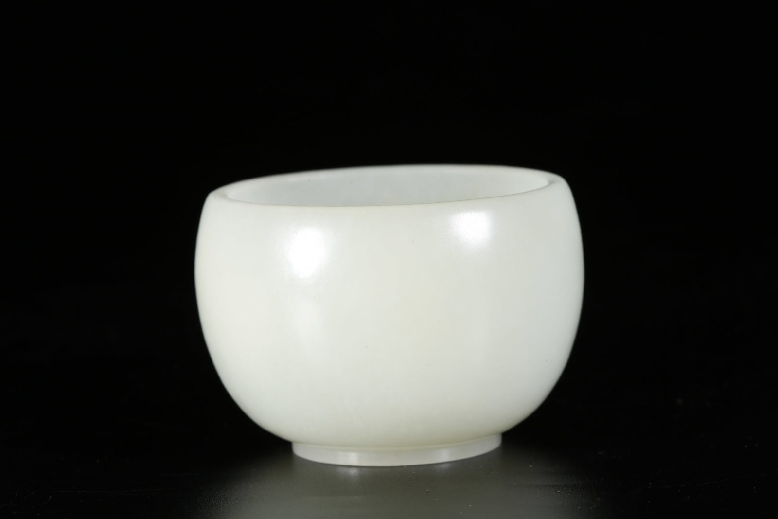 A HETIAN JADE CUP - 3