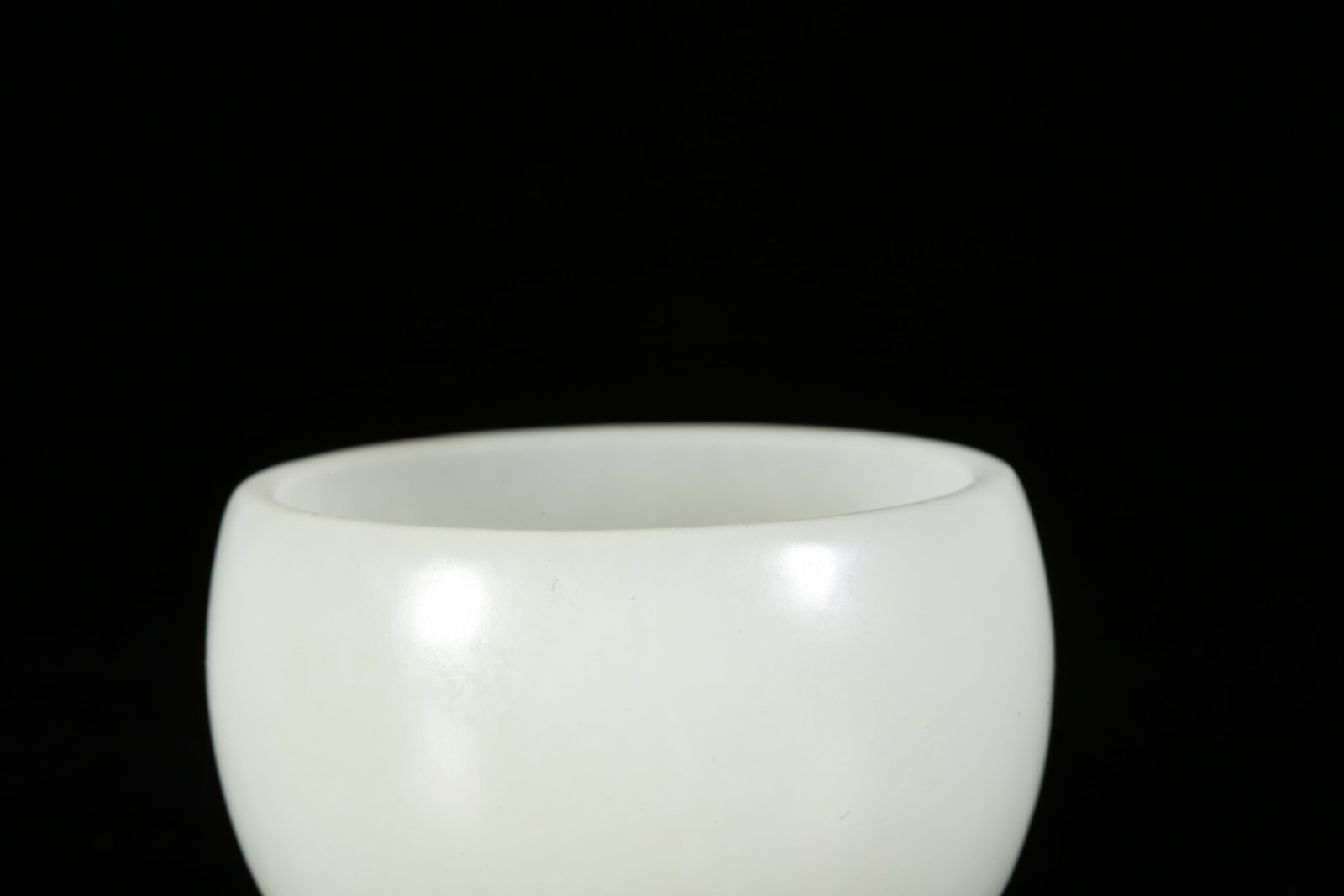 A HETIAN JADE CUP - 7