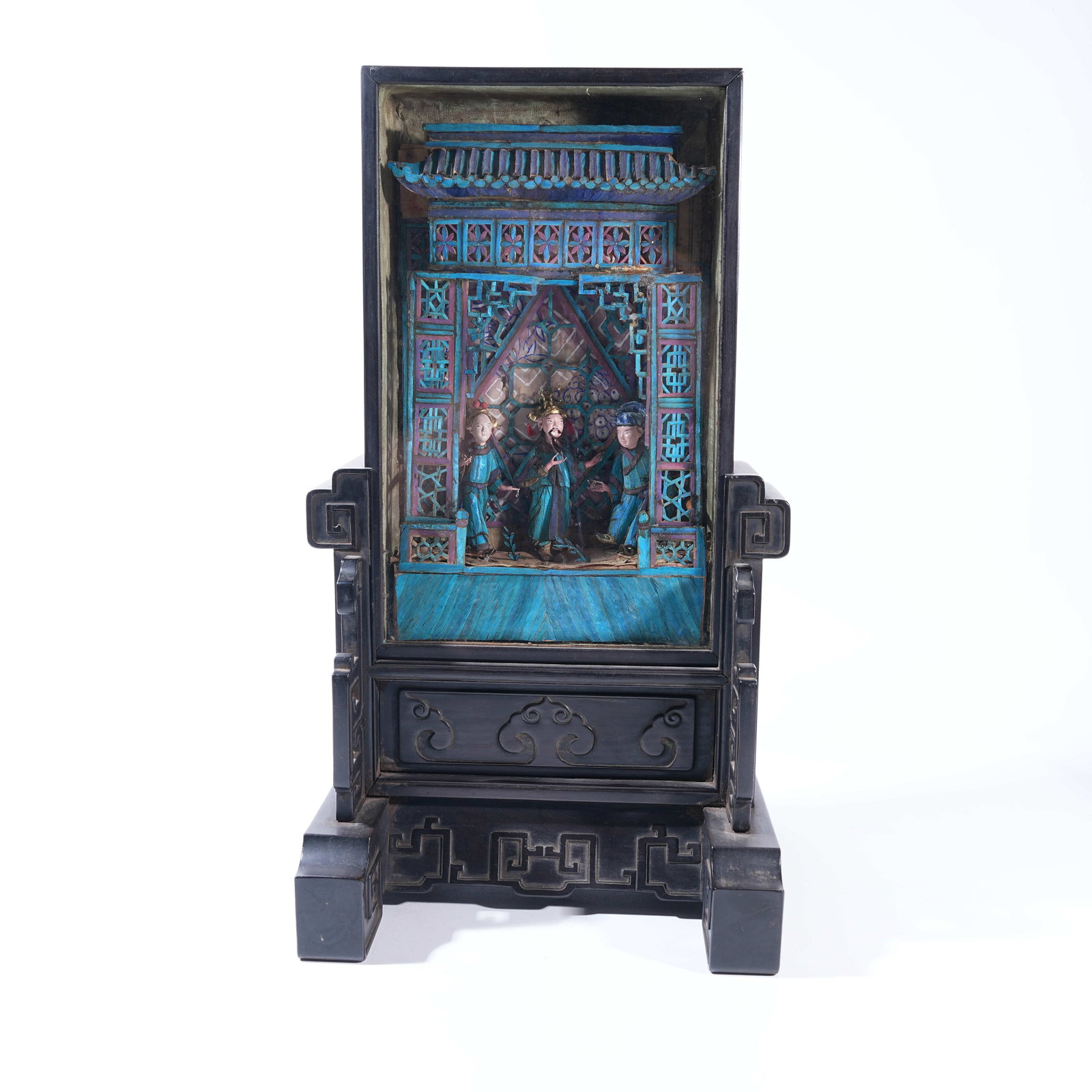 A RED SANDALWOOD SCREEN INLAID WITH WOOD AND KINGFISHER FEATHER WITH FIGURE STORY PATTERN: Red Sandalwood Screen Inlaid with Wood and Kingfisher Feather with Figure Story Pattern