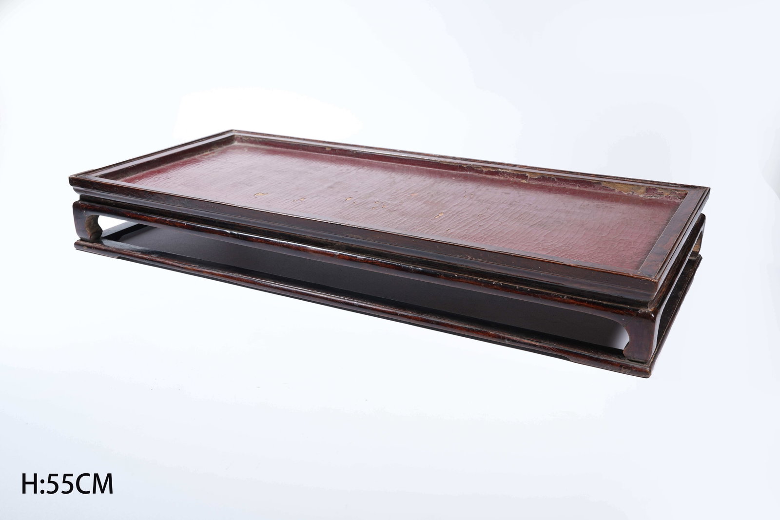 A LACQUER SIDE TABLE (1 of 7)