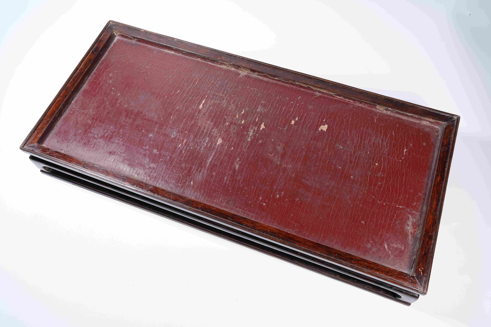A LACQUER SIDE TABLE - 6
