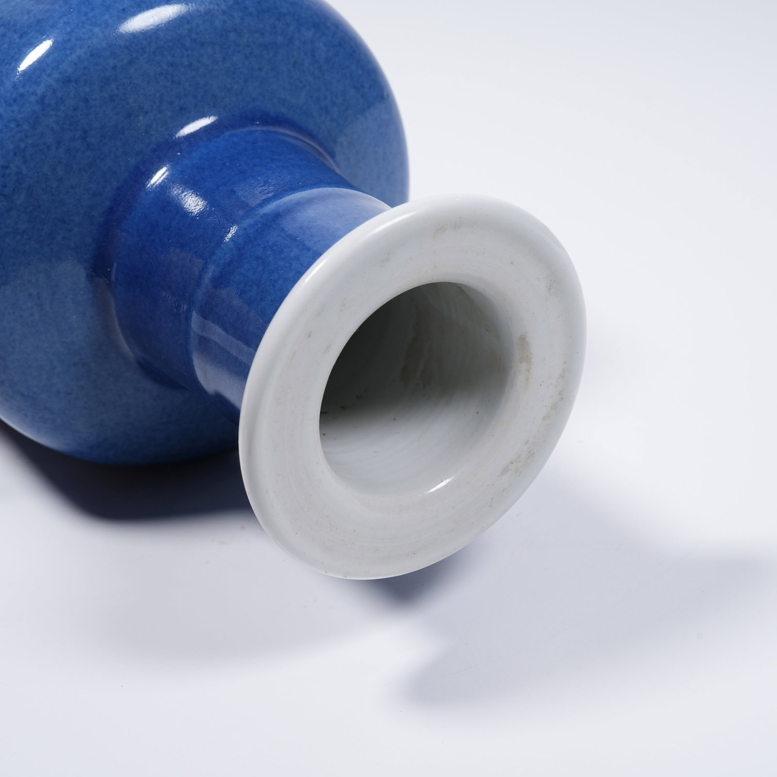 A SPLASHED BLUE GLAZE MALLET-SHAPED VASE - 8