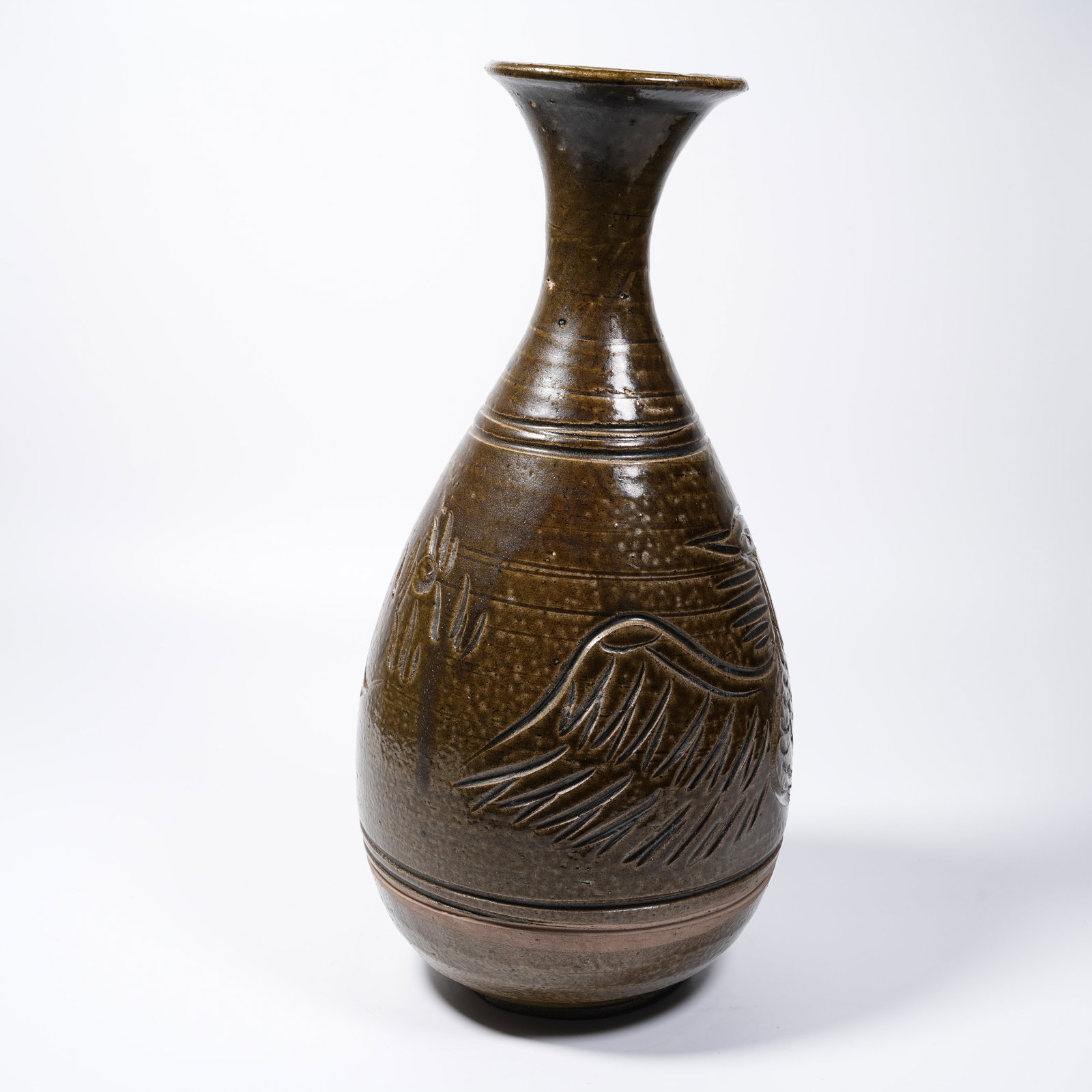 A CELADON PHOENIX PATTERN PEAR-SHAPED VASE - 7