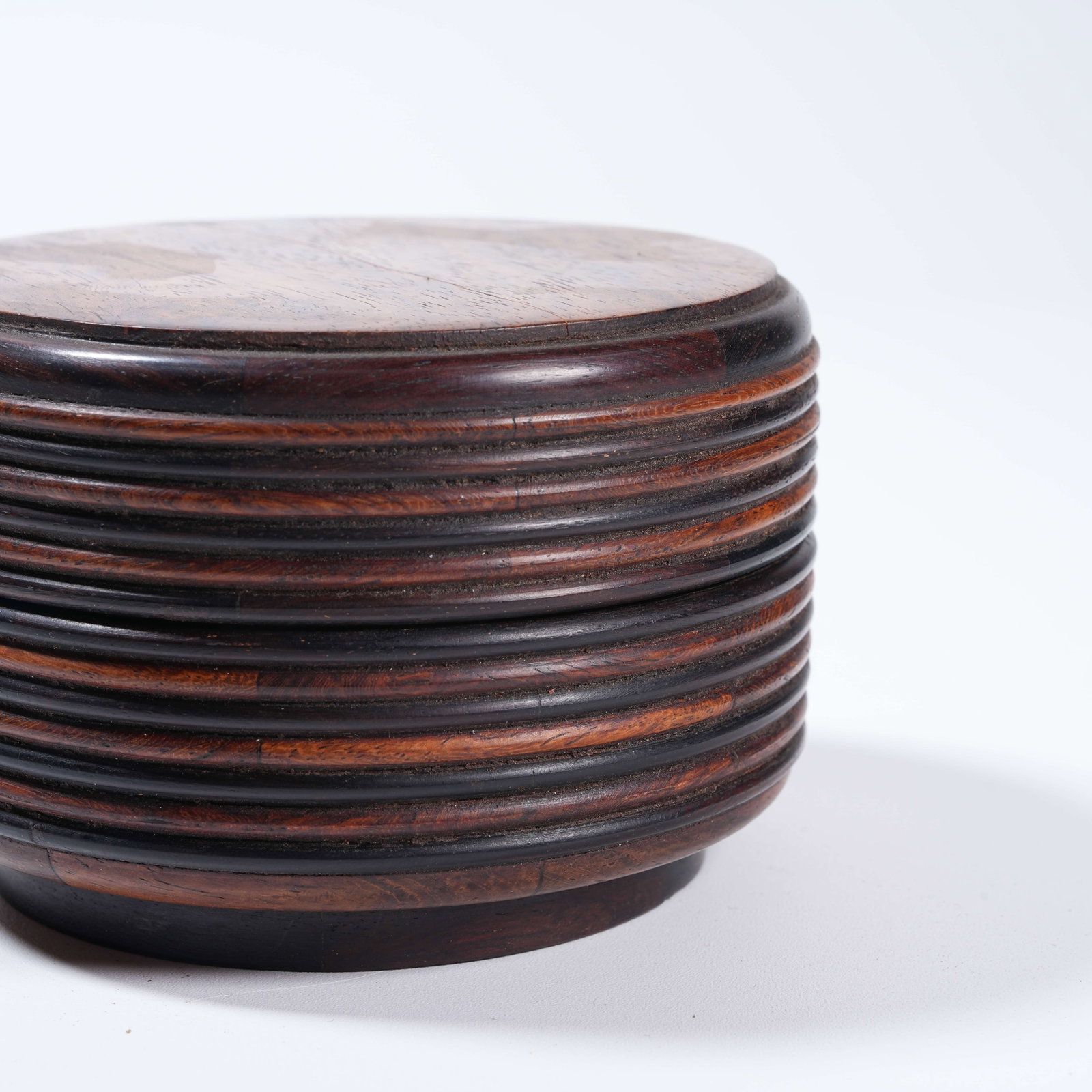 A HUANGHUALI COVERED BOX WITH STRING PATTERN - 5