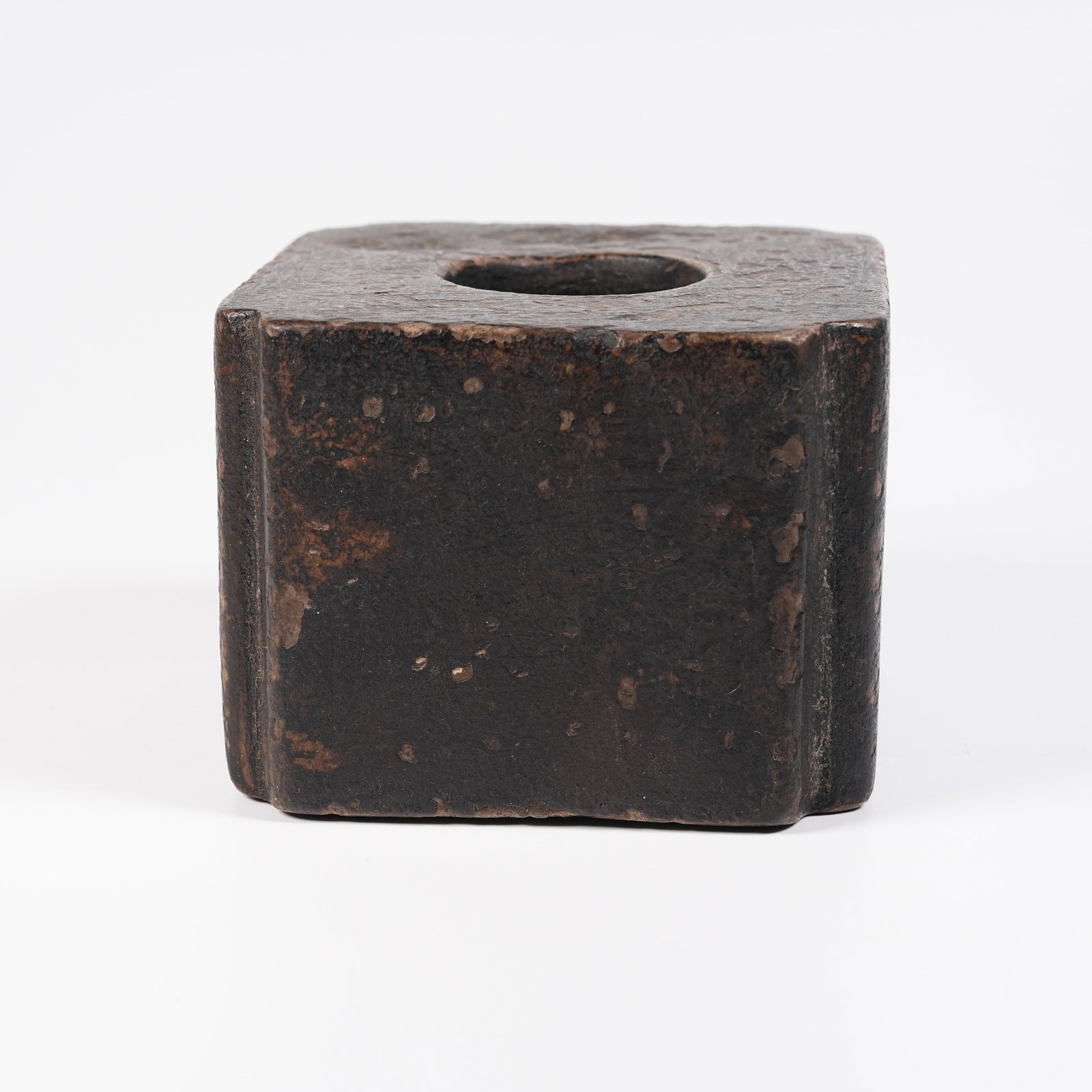 A SQUARE BLUESTONE ANGLED WATER VESSEL - 3