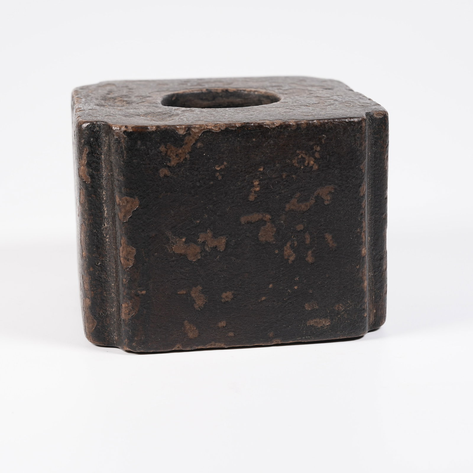 A SQUARE BLUESTONE ANGLED WATER VESSEL - 4