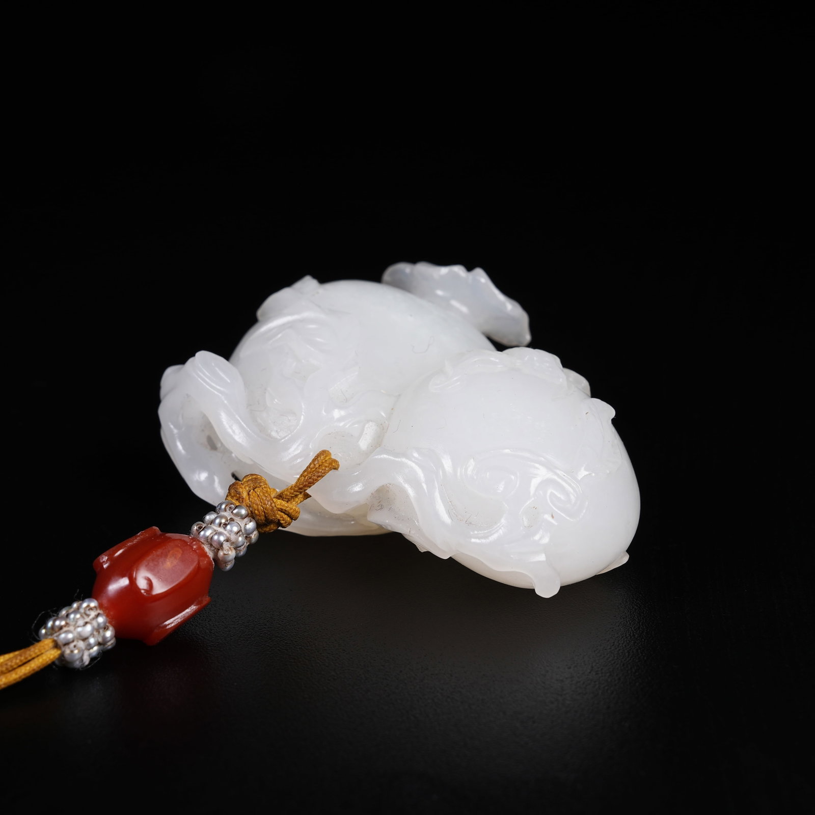 A HETIAN JADE PENDANT WITH MULTI-BLESSING PATTERN - 4