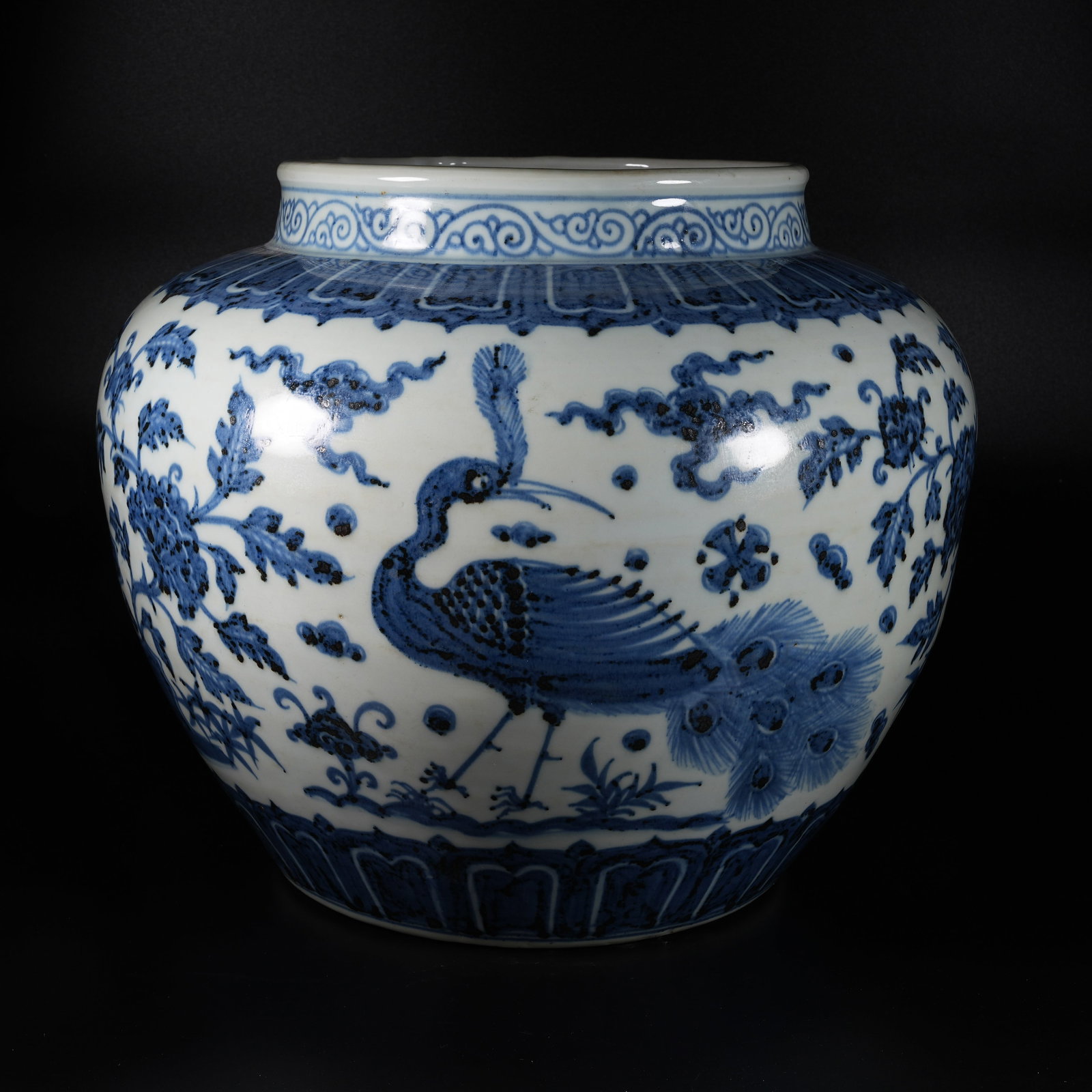 A BLUE AND WHITE TABLE CYLINDER WITH PHOENIX AMIDST FLORAL PATTERN (1 of 9)