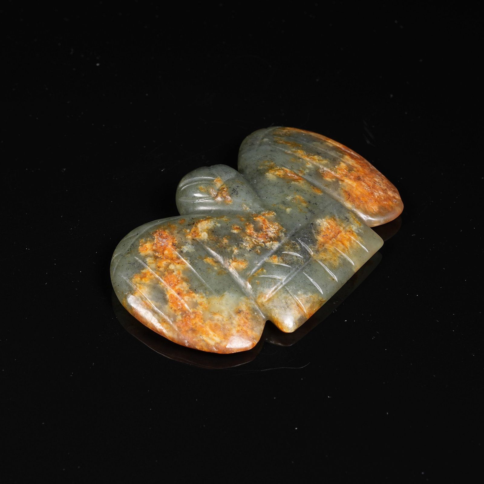 A ARCHAIC JADE OWL PENDANT: Archaic Jade Owl Pendant