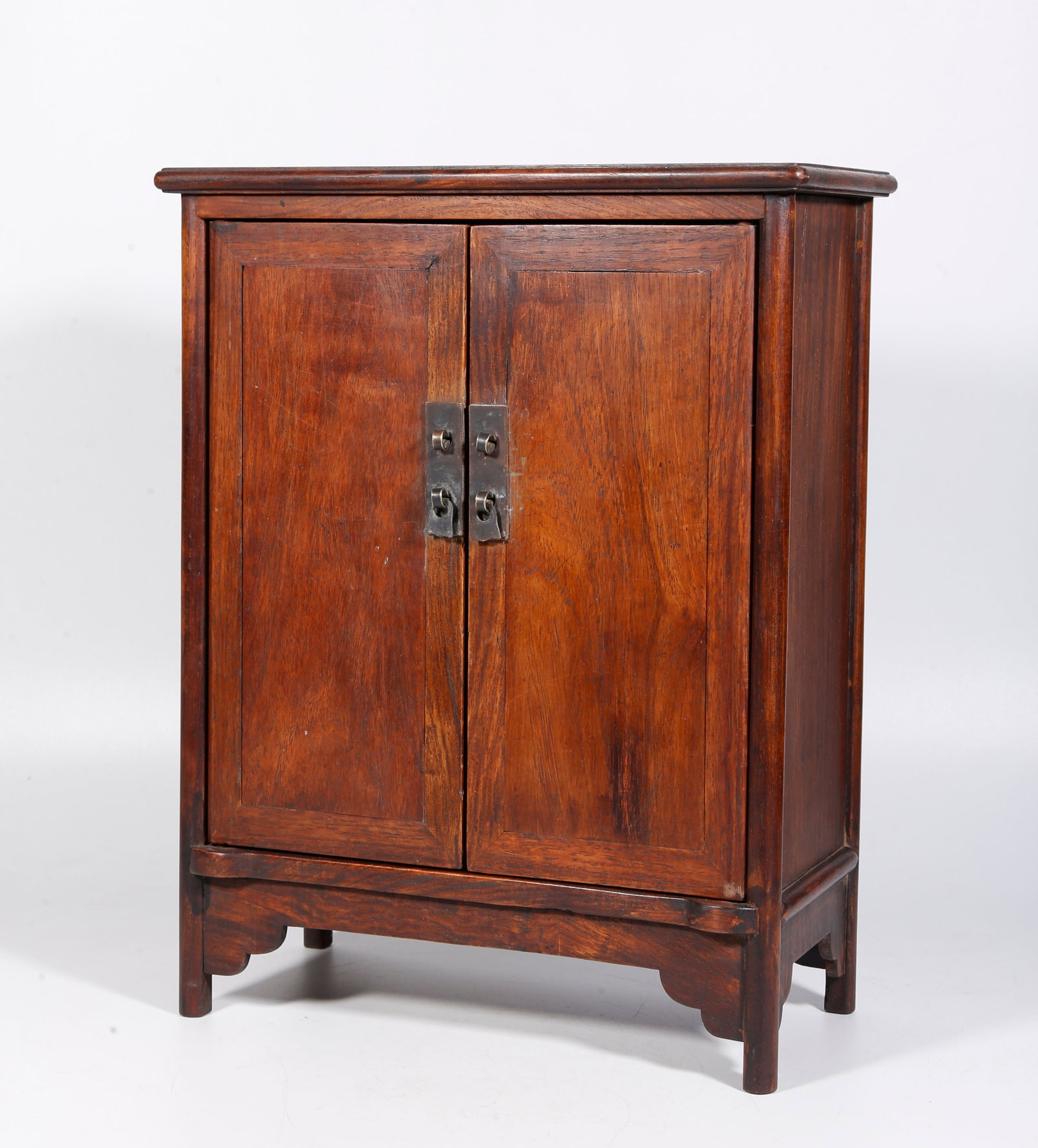 A HUANGHUALI WOOD NARROW SIDE CABINET: Huanghuali Wood Narrow Side Cabinet