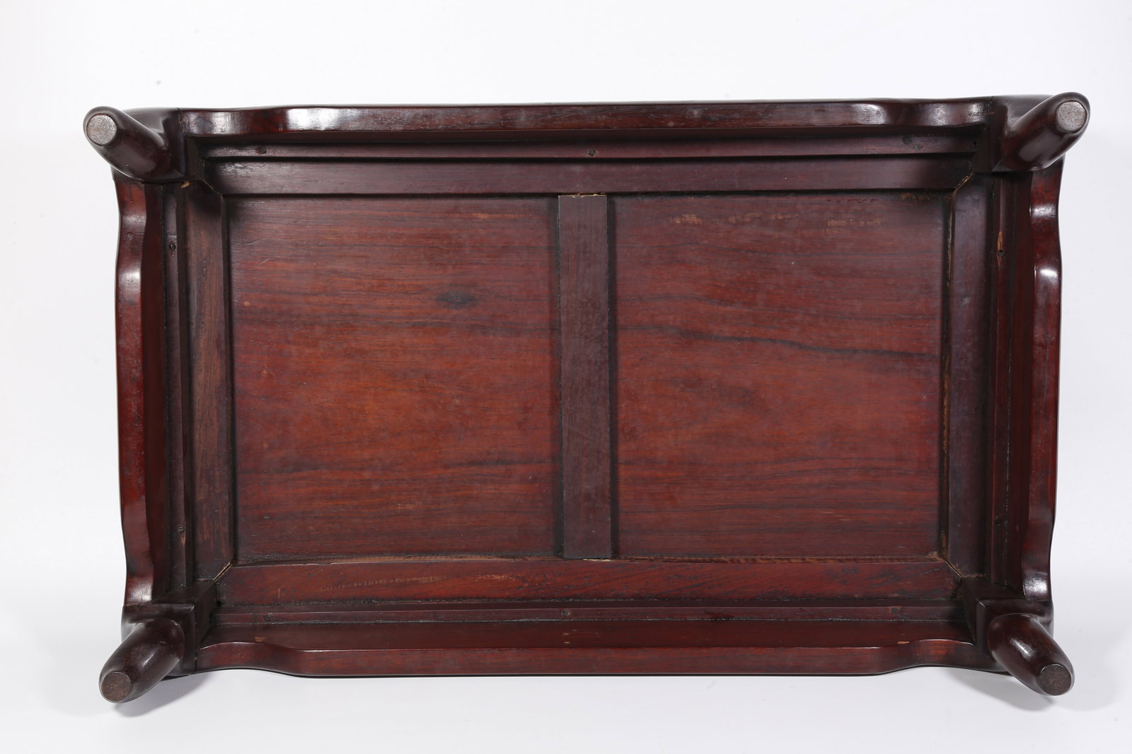 A MAHOGANY TABLE - 11