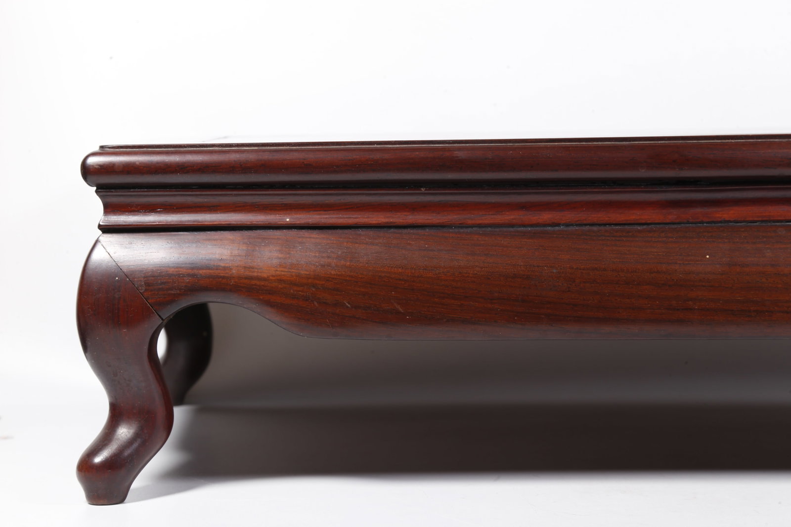 A MAHOGANY TABLE - 3