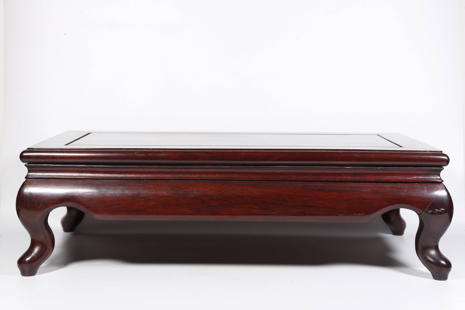 A MAHOGANY TABLE - 5