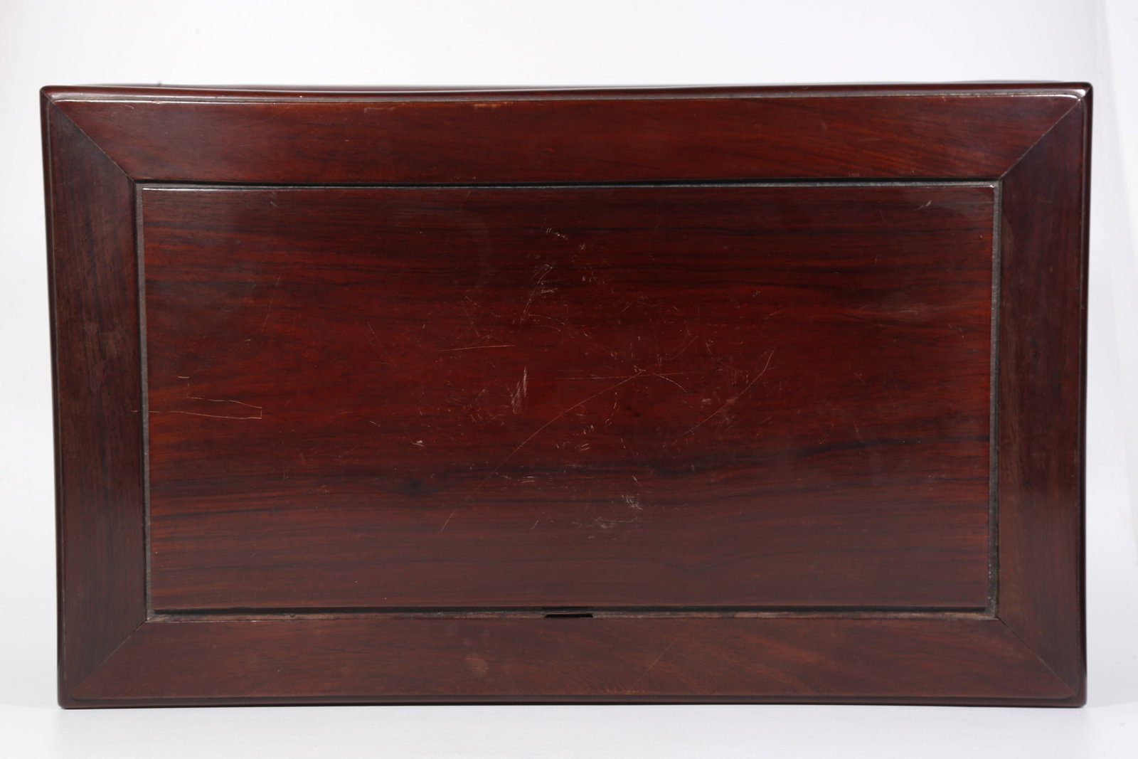 A MAHOGANY TABLE - 8
