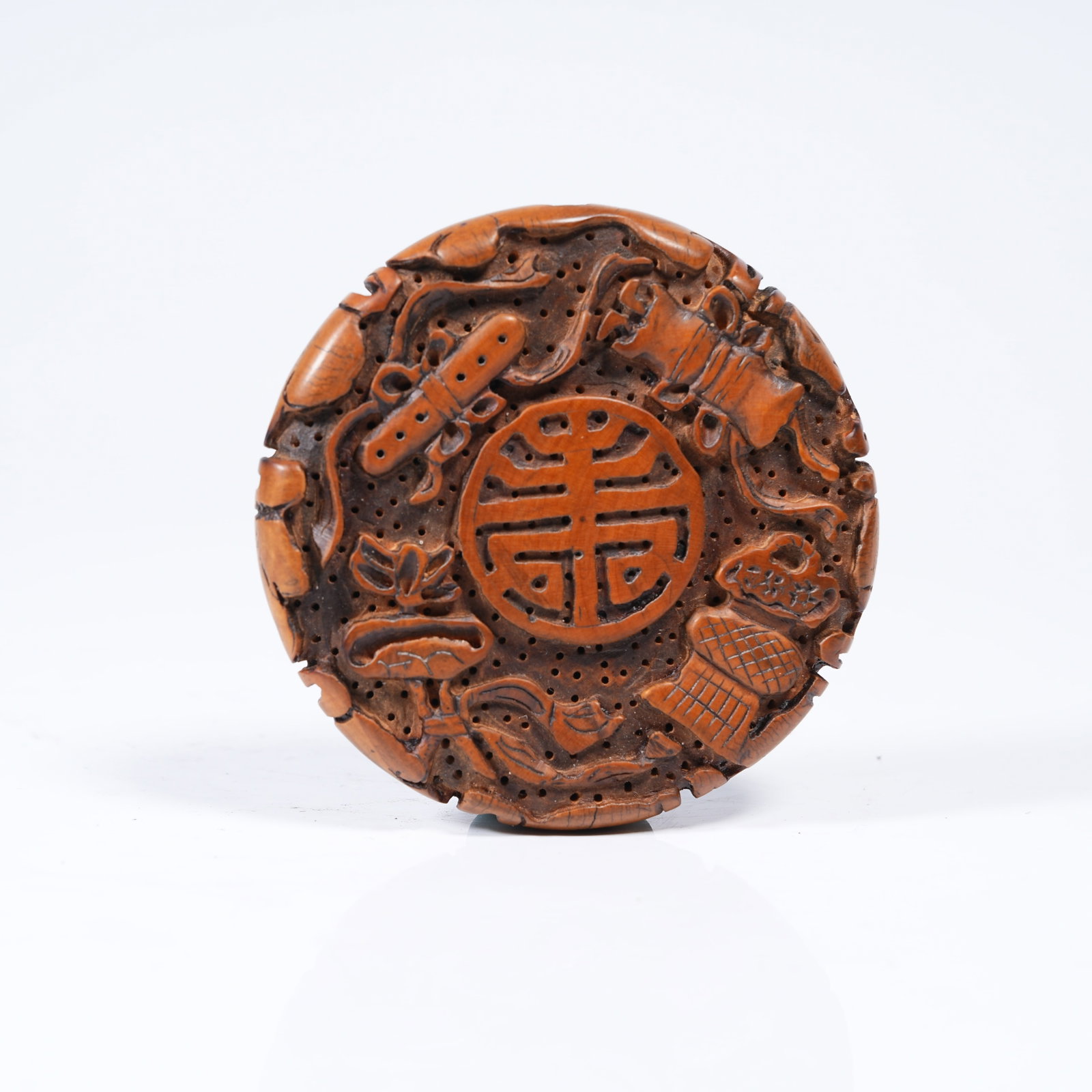 A BOXWOOD EIGHT TREASURES PATTERN PENDANT: Boxwood Eight Treasures Pattern Pendant