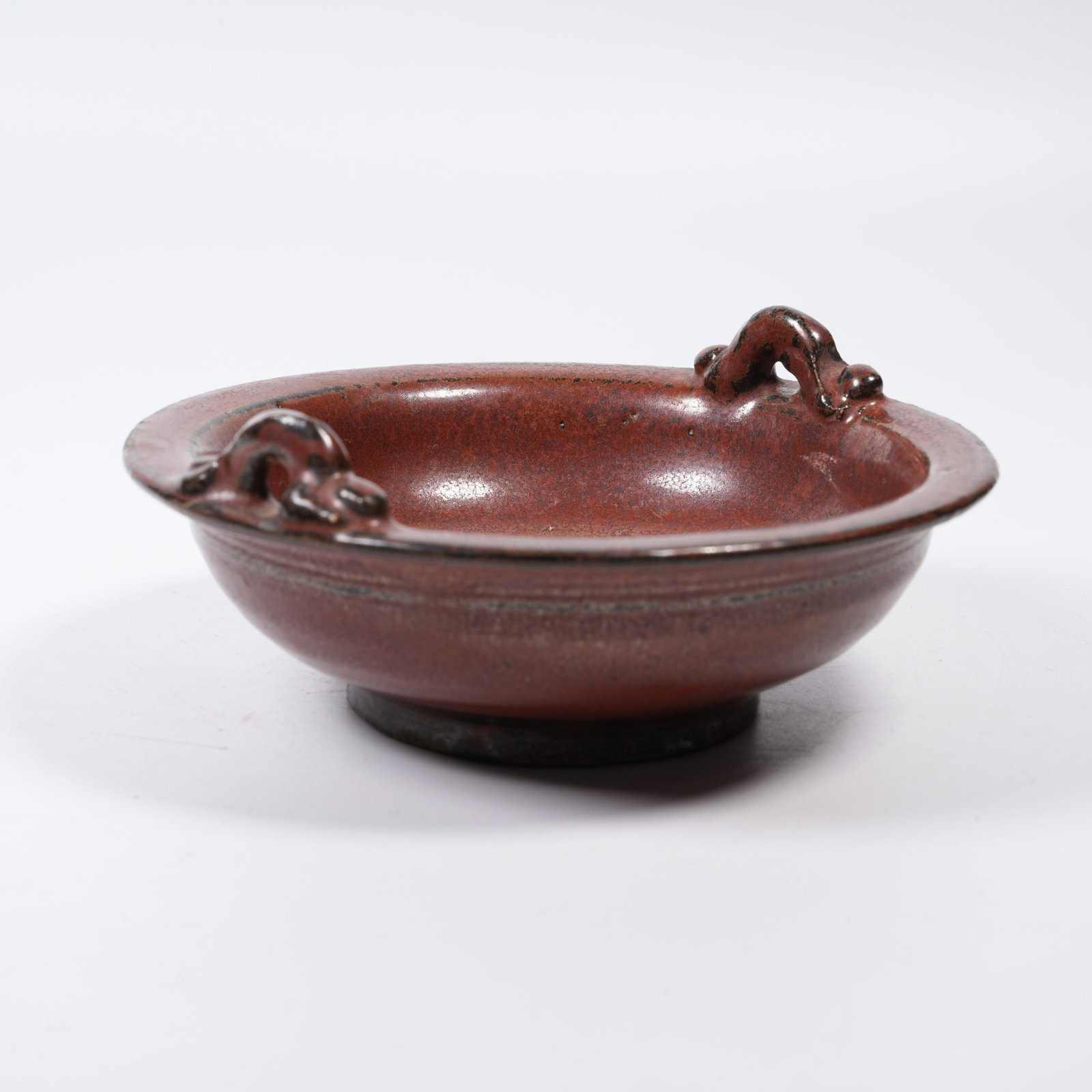 A PERSIMMON-RED GLAZE SMALL TWO-LOOP DISH - 3