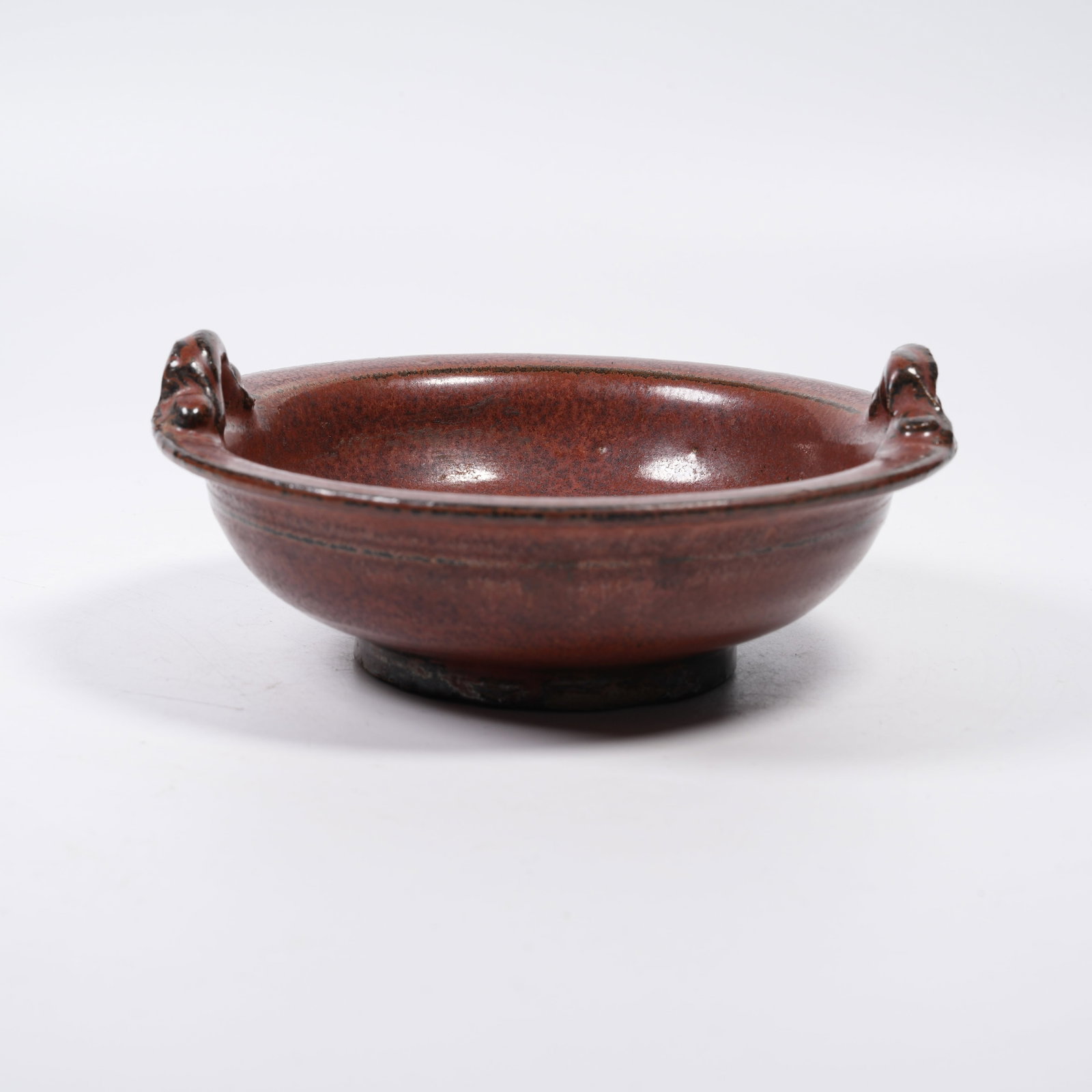 A PERSIMMON-RED GLAZE SMALL TWO-LOOP DISH - 4