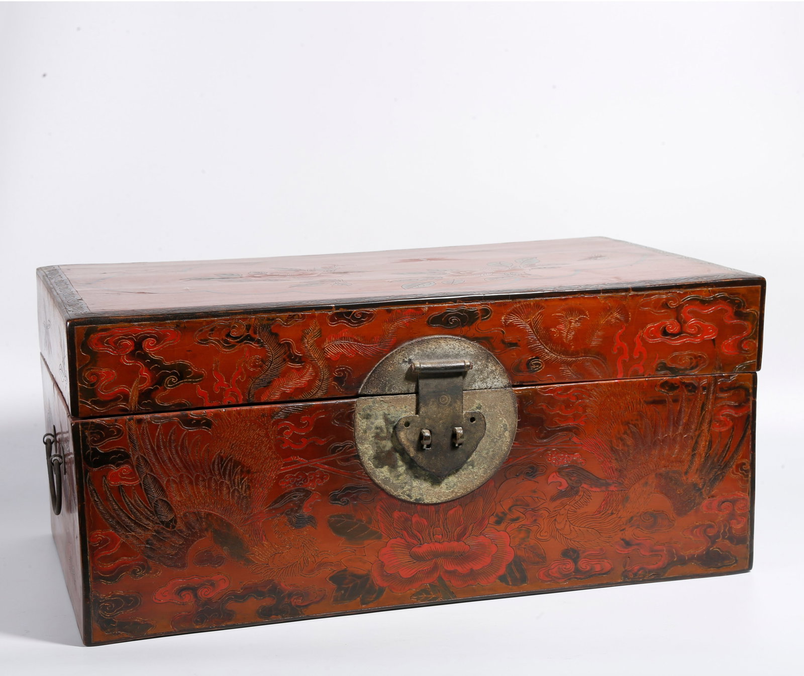 A LACQUER CHEST WITH FLOWER AND BUTTERFLY PATTERN (1 of 10)