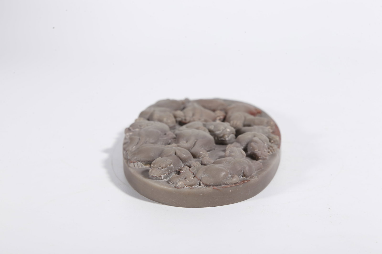 A STONE PAPERWEIGHT WITH BEAST PATTERN - 7