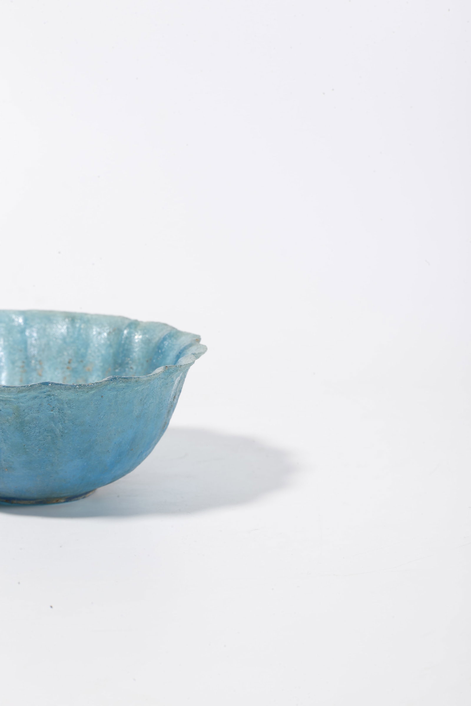 A COLORED GLAZE CUP - 5