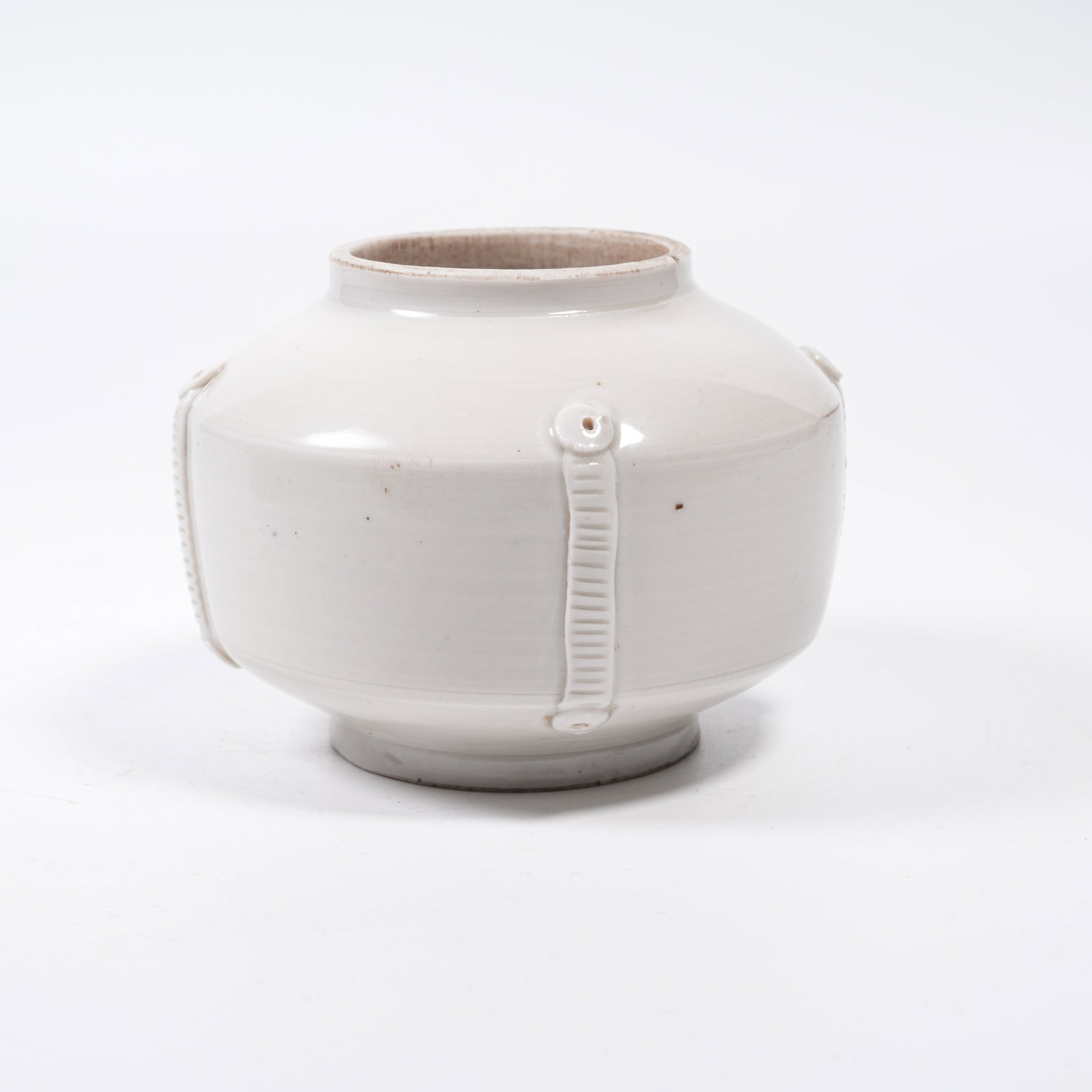 A DINGYAO FOUR-LOOP JAR - 3