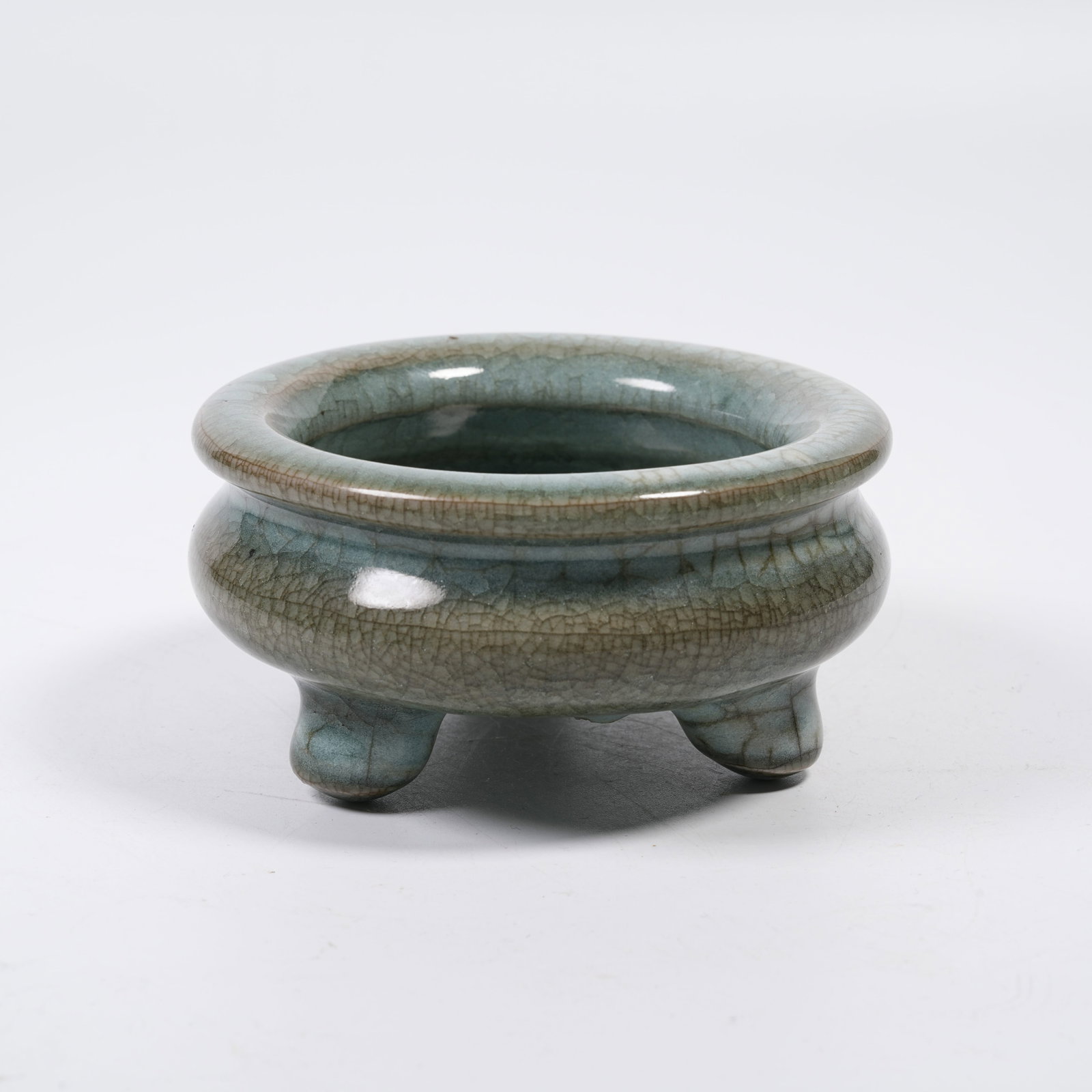 A LONGQUANYAO TRIPOD CENSER: Longquanyao Tripod Censer