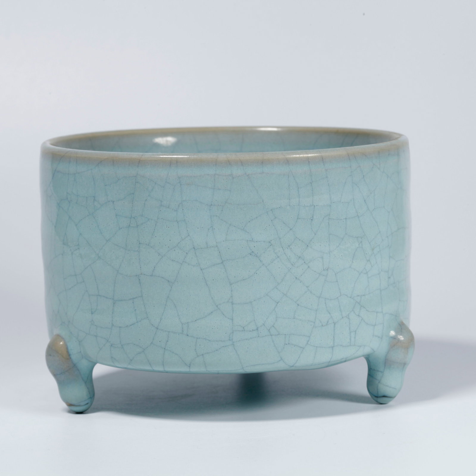 A OFFICIAL KILN TRIPOD CENSER: Official Kiln Tripod Censer