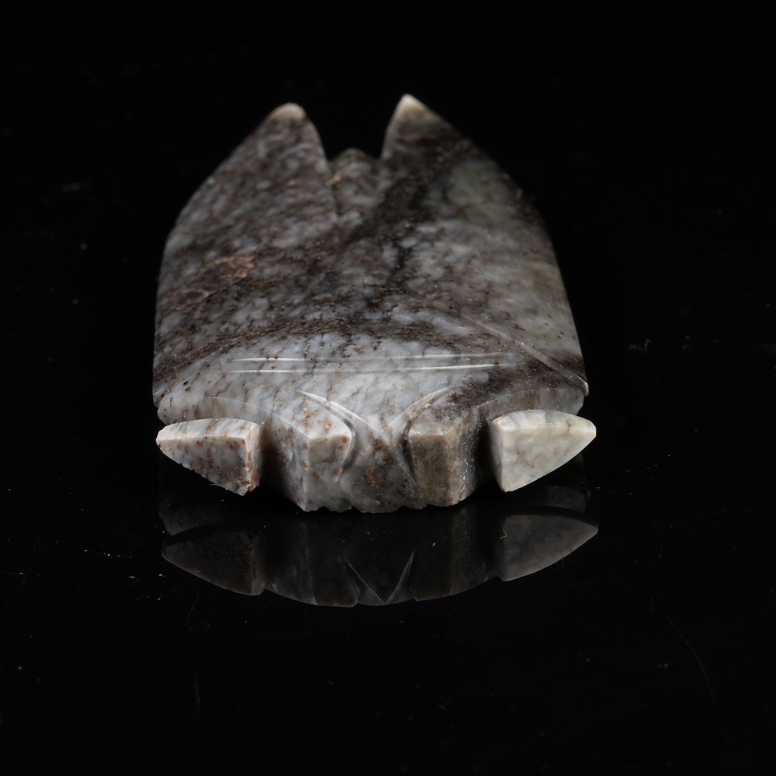 A ARCHAIC JADE CICADA - 4