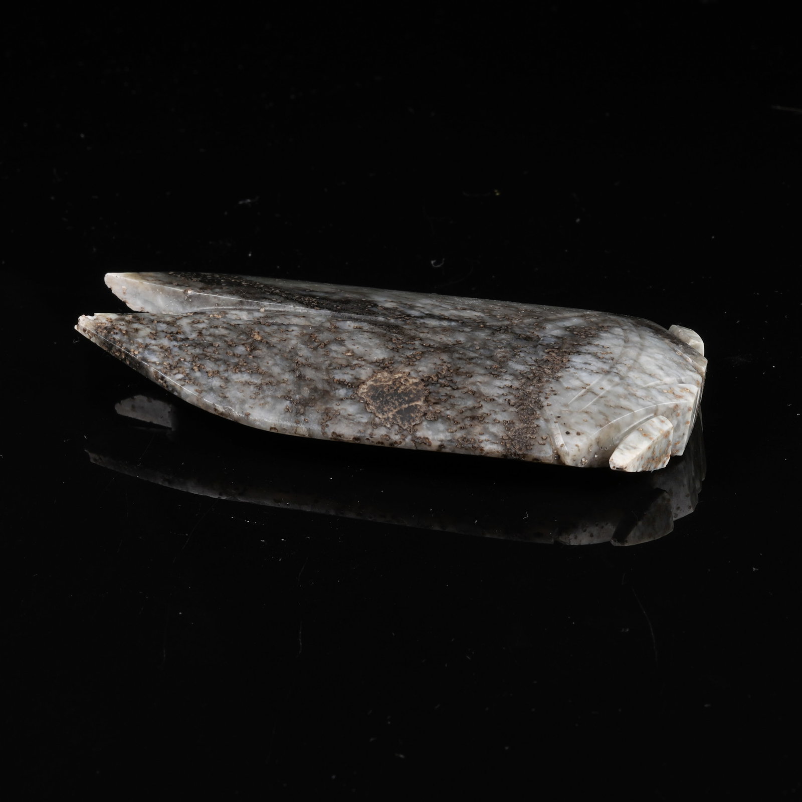 A ARCHAIC JADE CICADA - 5