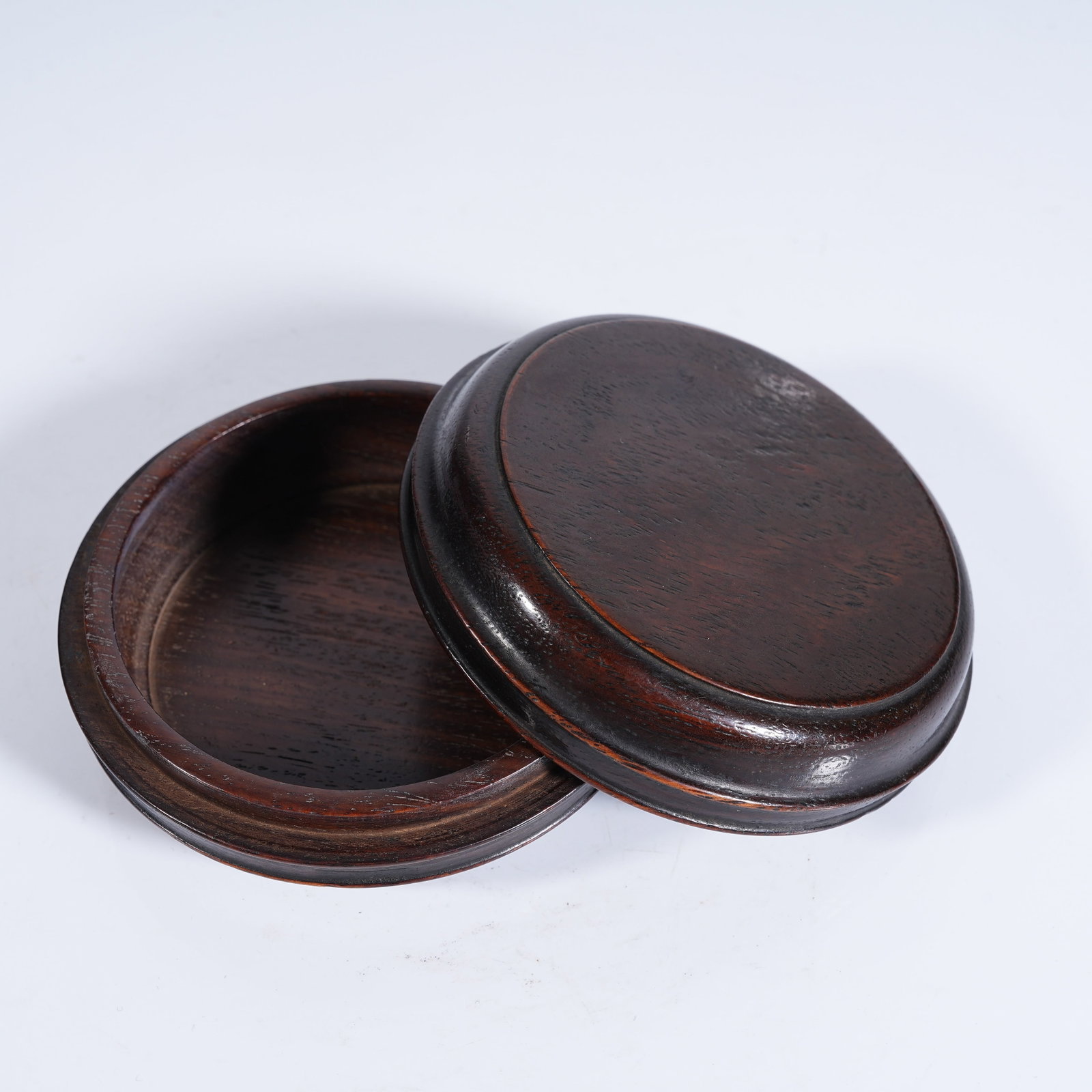A HUANGHUALI WOOD COVERED BOX (1 of 8)