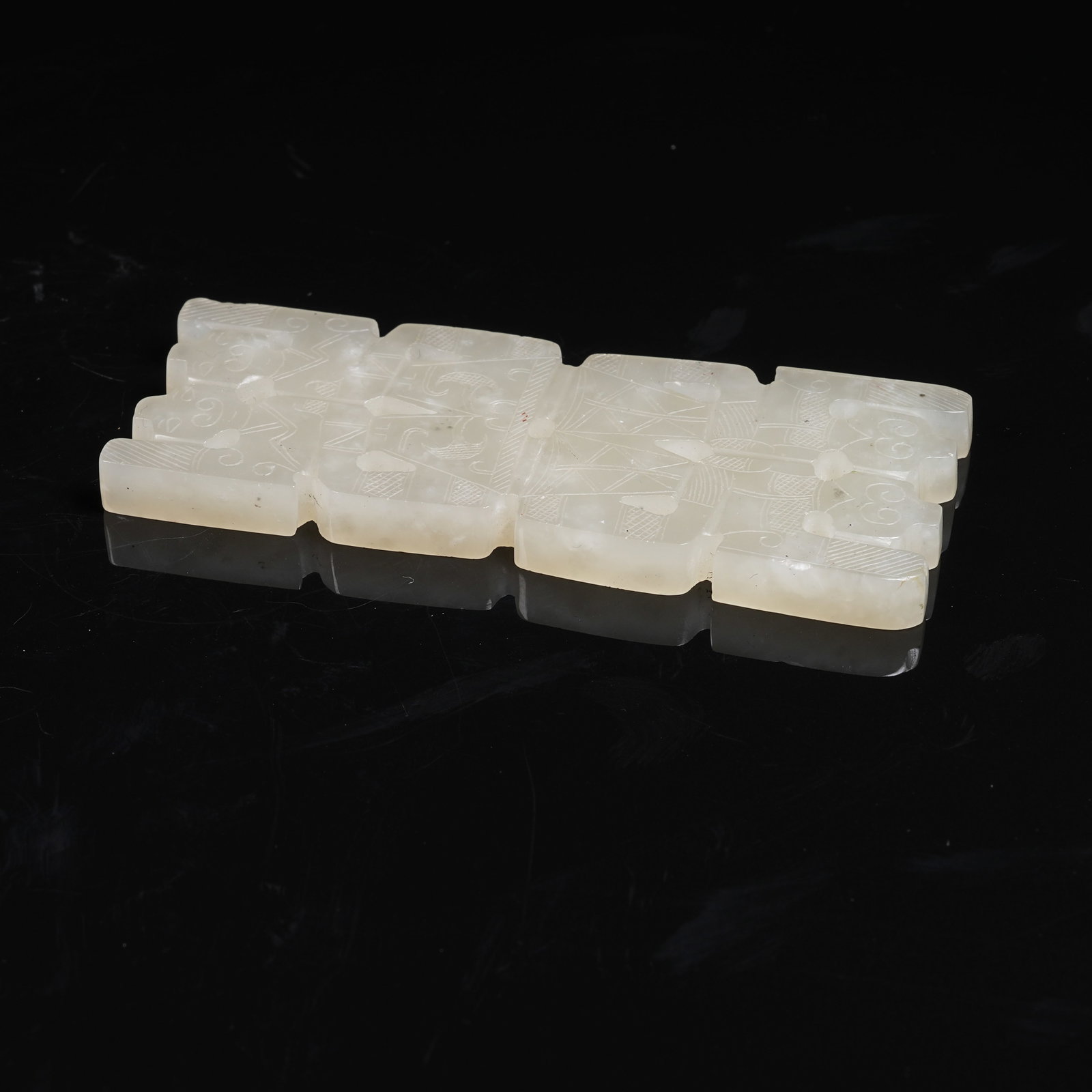 A NEPHRITE DANCER PENDANT - 4