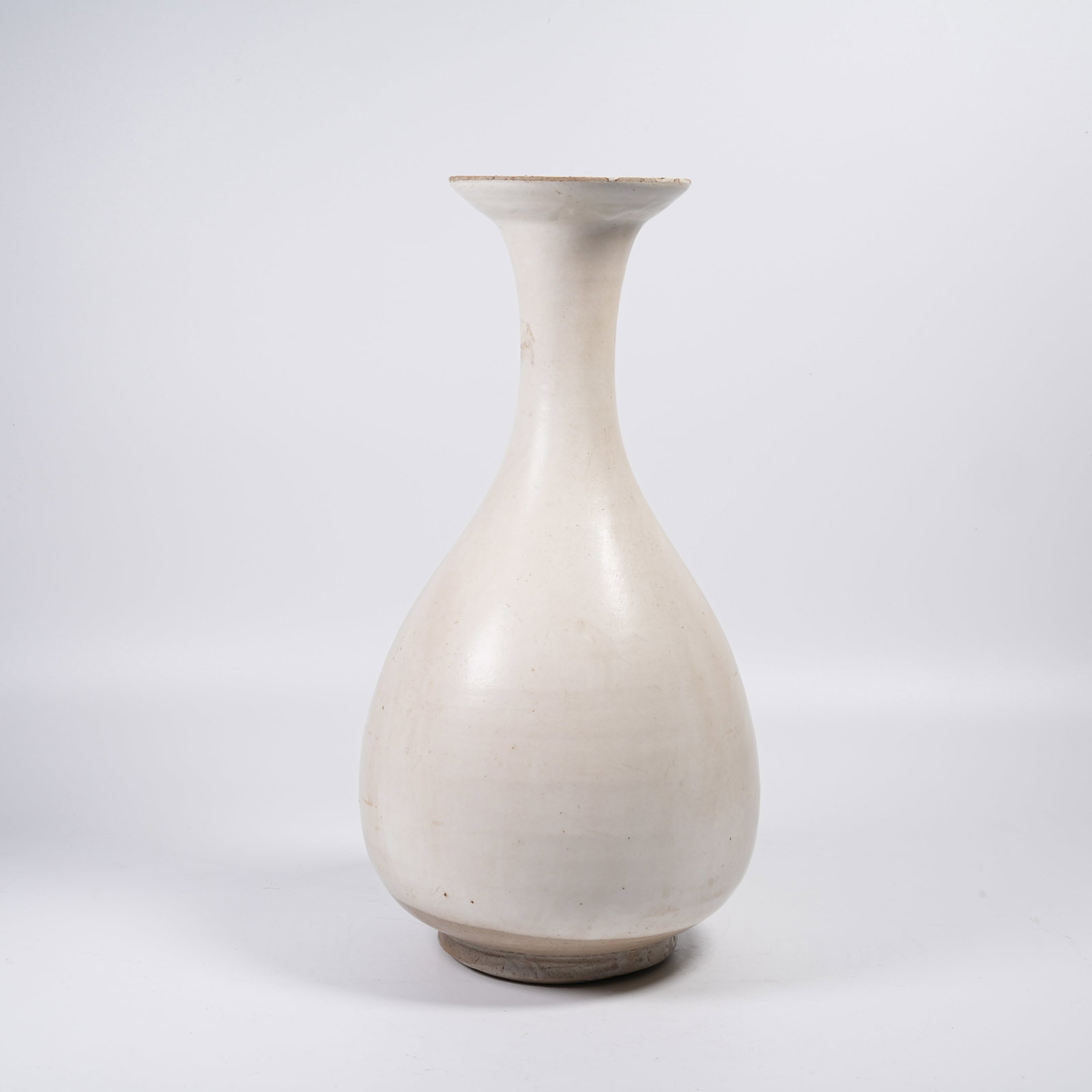 A CIZHOUYAO PEAR-SHAPED VASE: Cizhouyao Pear-shaped Vase