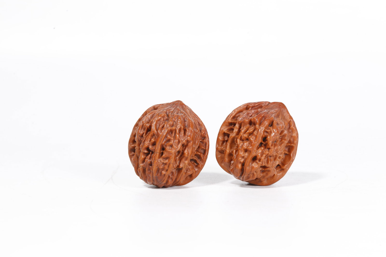 A WALNUT ORNAMENTS (PAIR) - 3