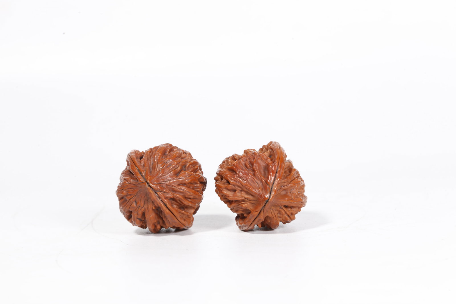 A WALNUT ORNAMENTS (PAIR) - 5