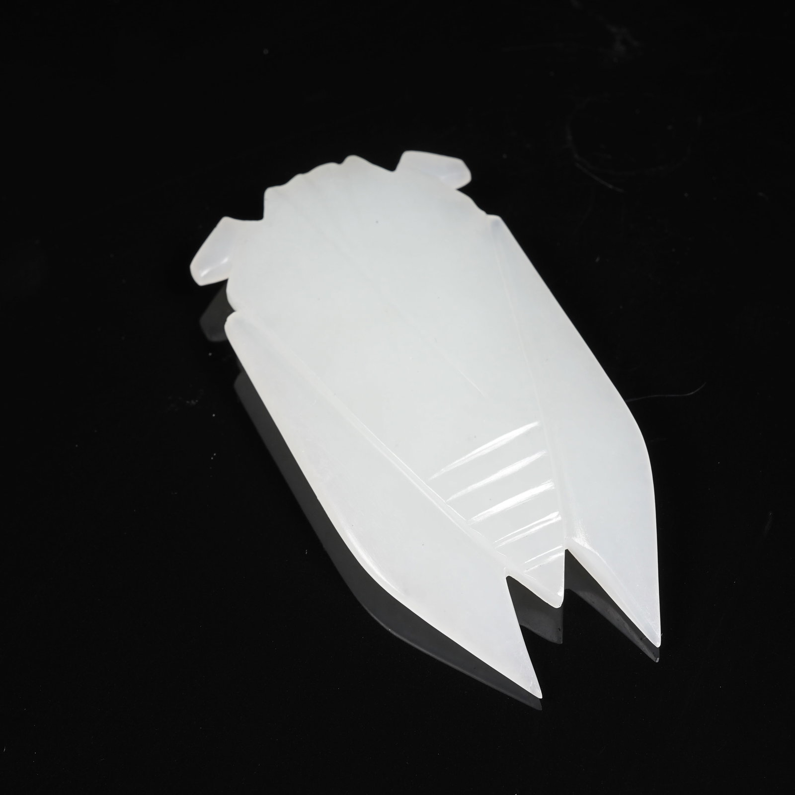 A NEPHRITE CICADA - 8