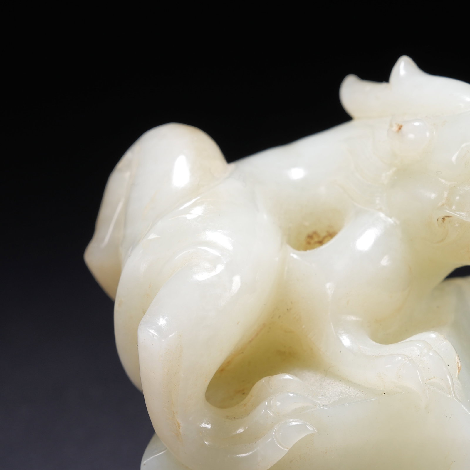 A HETIAN JADE BEAST BUTTON SEAL - 6