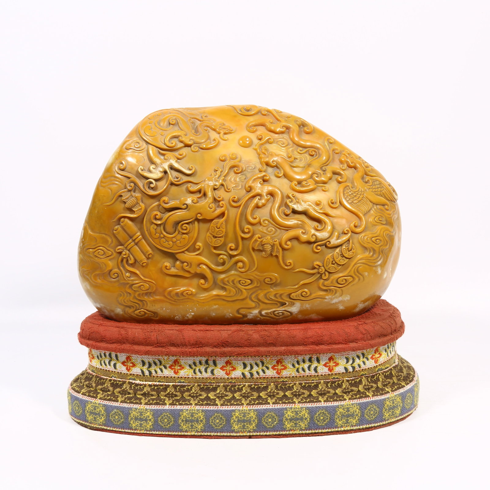 A SHOUSHAN STONE MINIATURE MOUNTAIN WITH CHI-DRAGON PATTERN (1 of 8)