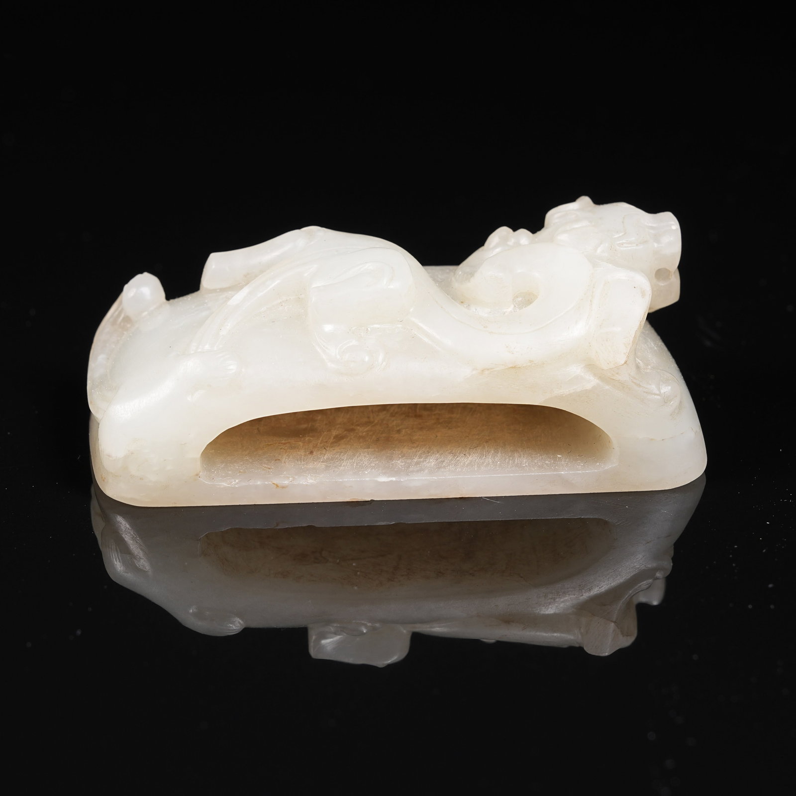 A NEPHRITE SWORD GUARD WITH CHI DRAGON PATTERN - 3